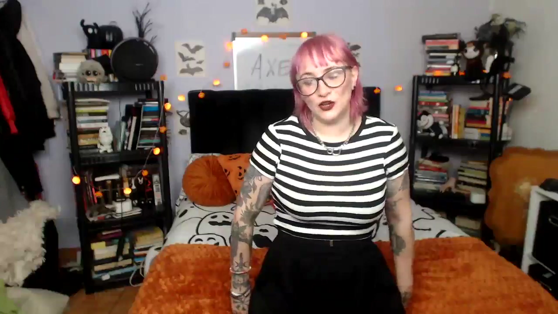 Gallery image thumbnail from AxeHallow's myfreecams stream on, 10/09/2025, 23:18 image 9 of 20