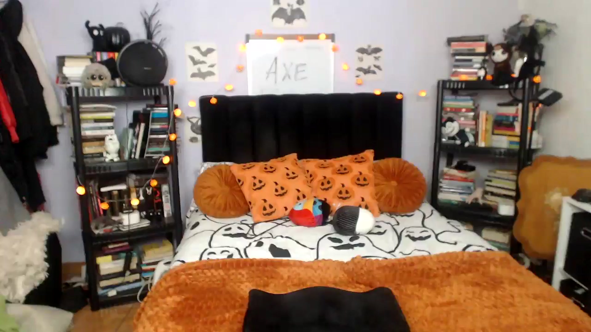 Gallery image thumbnail from AxeHallow's myfreecams stream on, 10/09/2025, 23:18 image 13 of 20