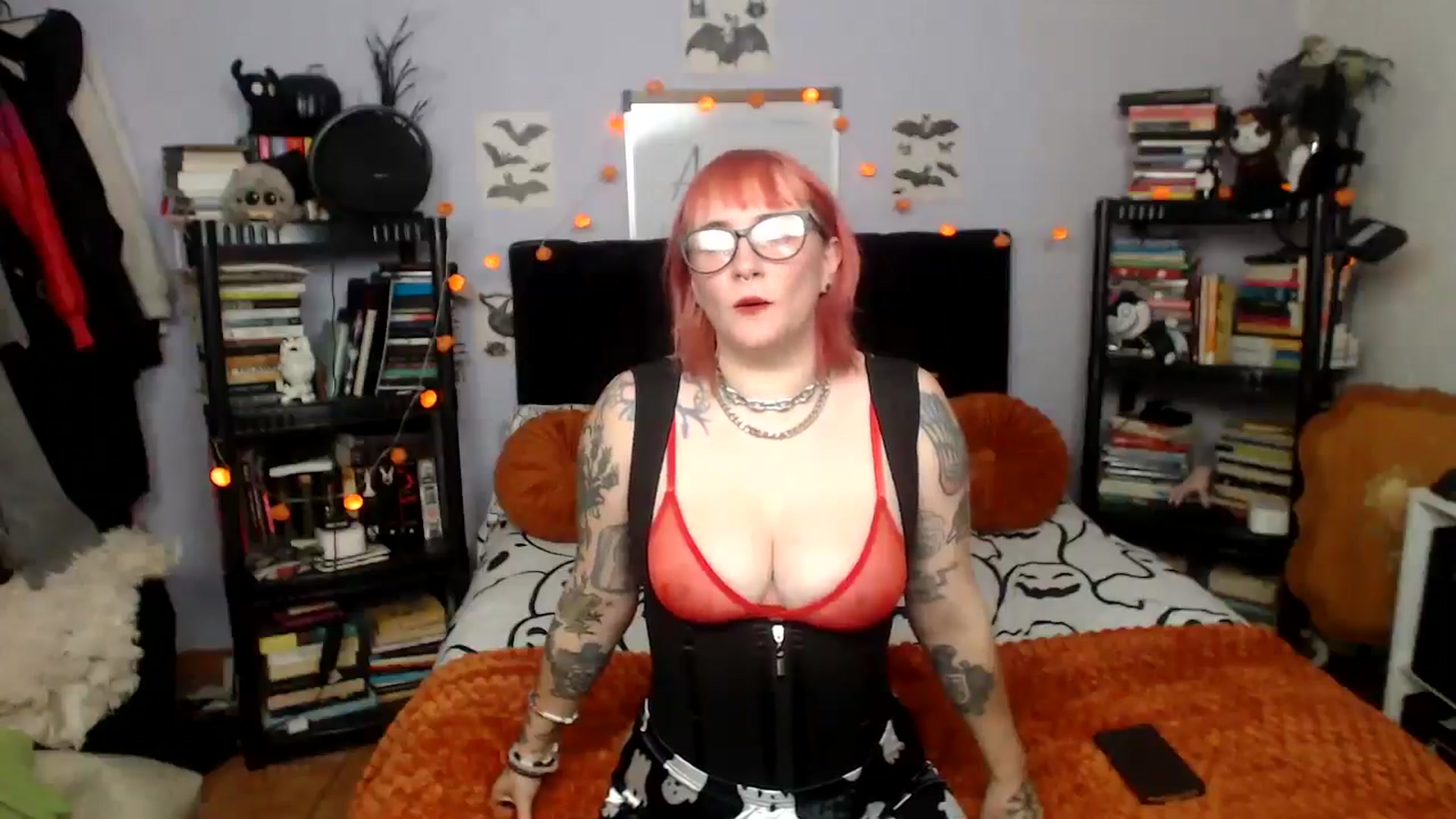 Gallery image thumbnail from AxeHallow's myfreecams stream on, 10/19/2025, 24:34 image 4 of 20