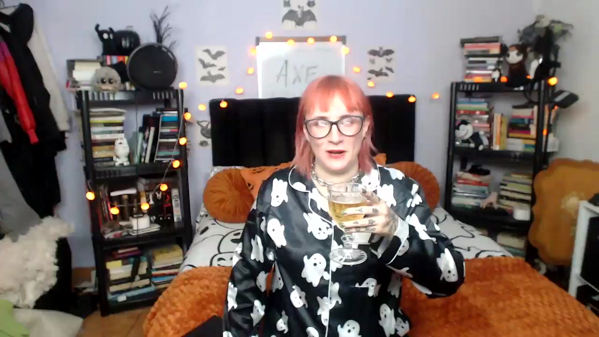Gallery image thumbnail from AxeHallow's myfreecams stream on, 10/19/2025, 03:22 image 1 of 20