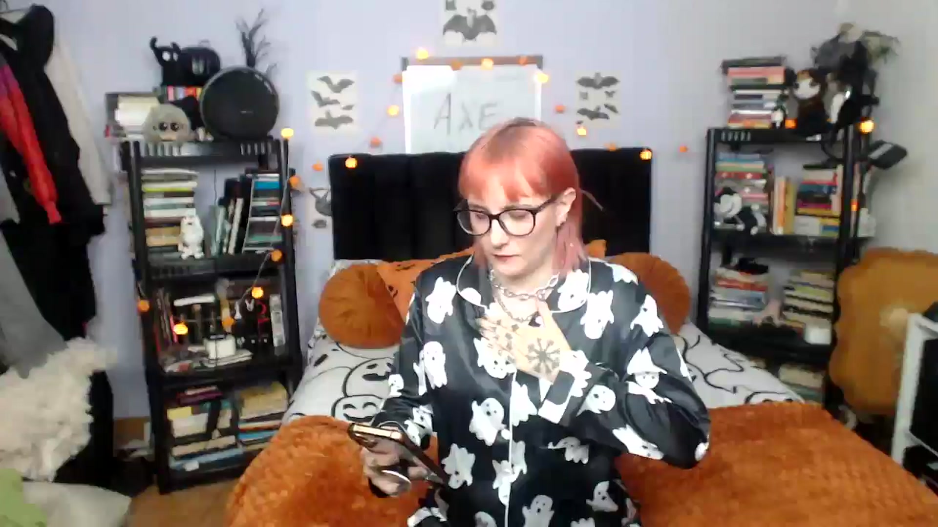 Gallery image thumbnail from AxeHallow's myfreecams stream on, 10/19/2025, 03:22 image 10 of 20