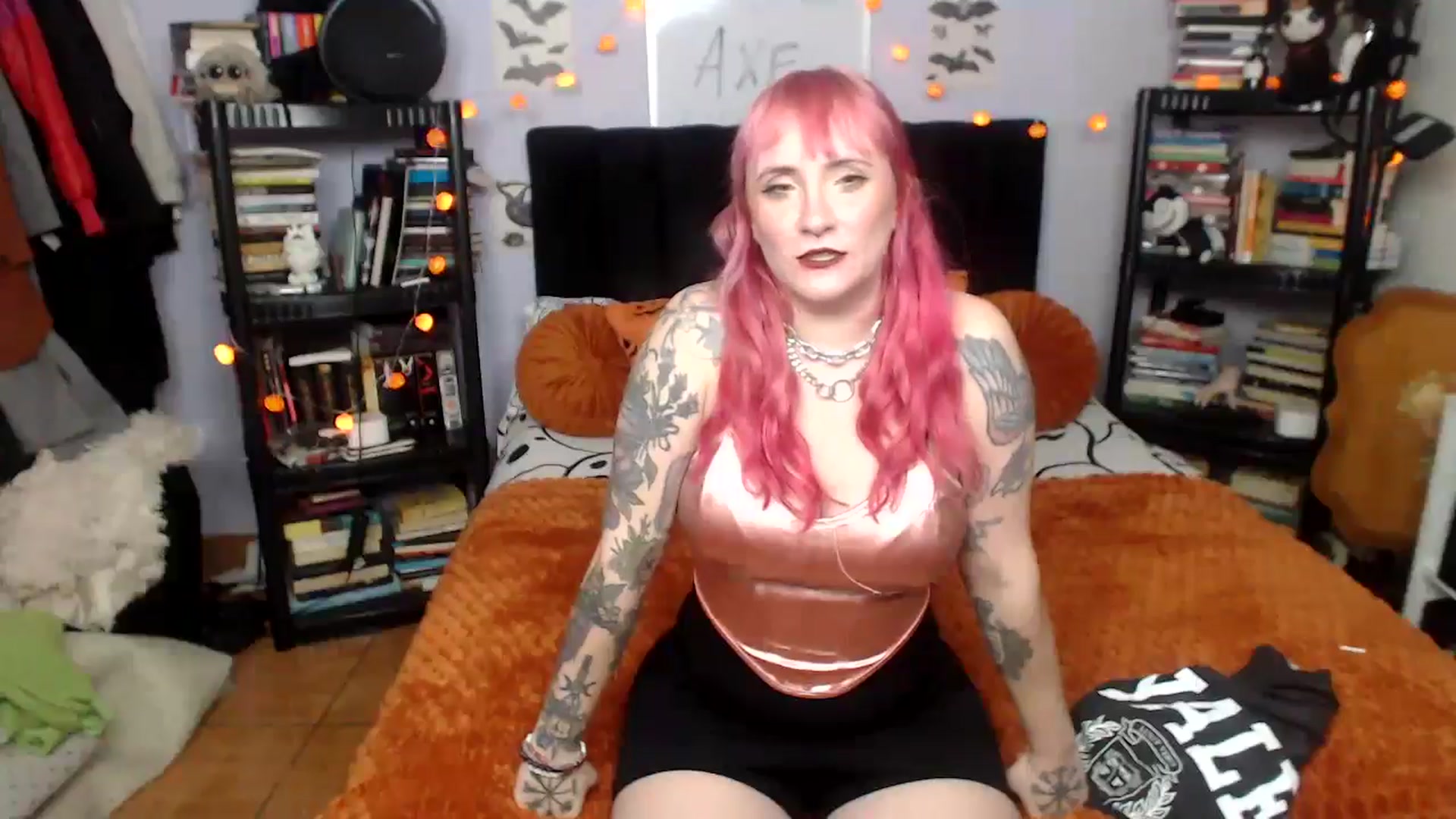 Gallery image thumbnail from AxeHallow's myfreecams stream on, 10/24/2025, 22:22 image 9 of 20