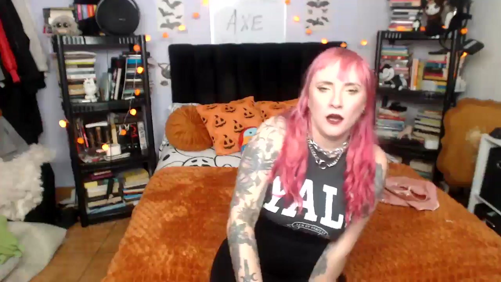 Gallery image thumbnail from AxeHallow's myfreecams stream on, 10/24/2025, 22:22 image 19 of 20