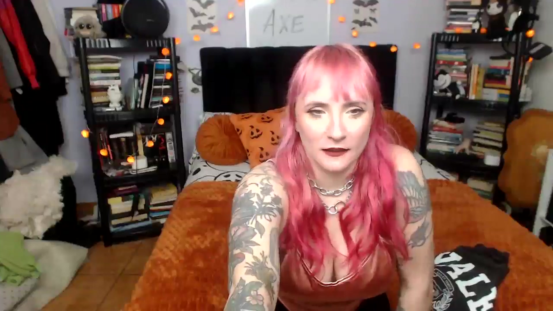 Gallery image thumbnail from AxeHallow's myfreecams stream on, 10/24/2025, 22:22 image 5 of 20