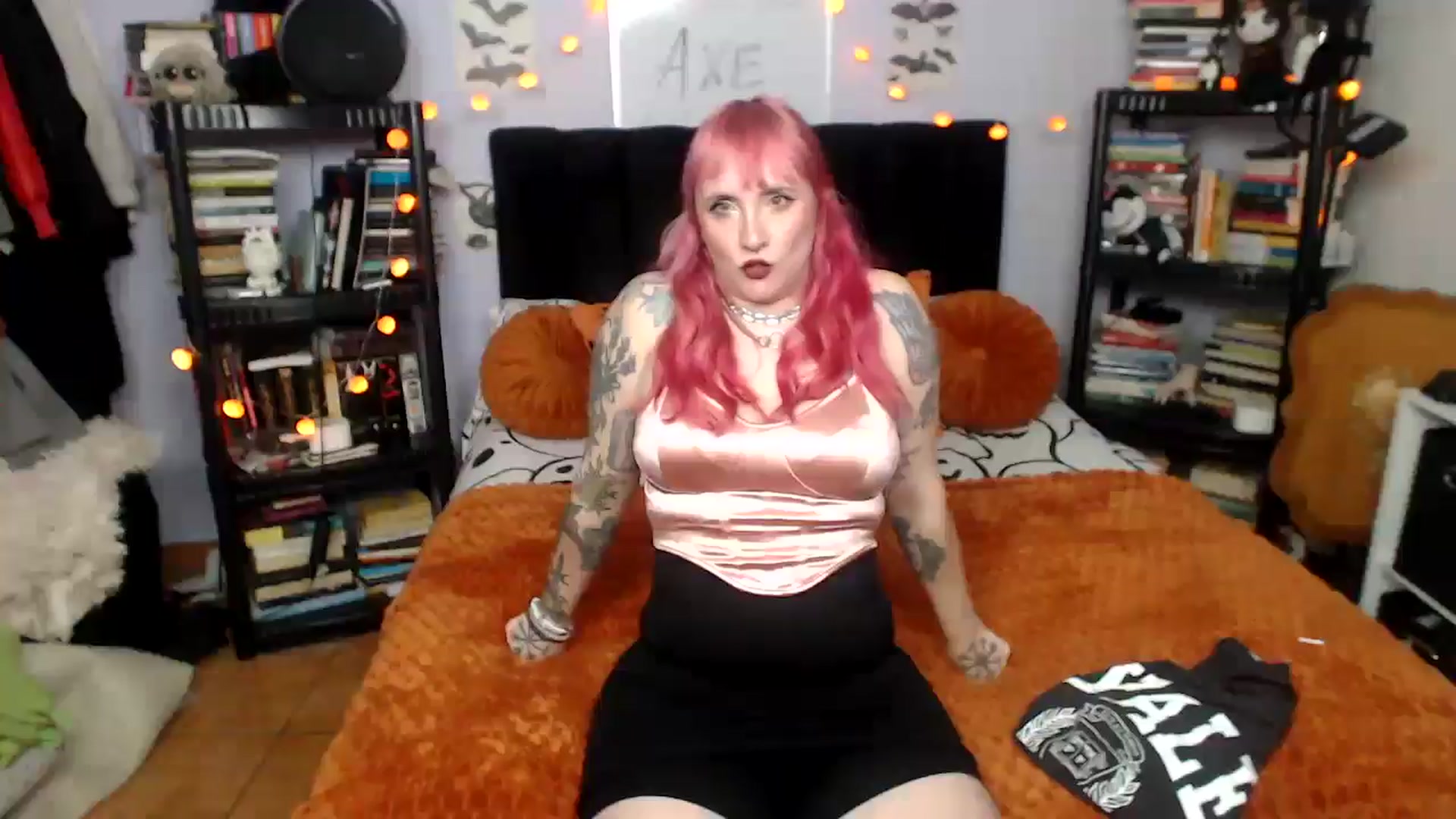 Gallery image thumbnail from AxeHallow's myfreecams stream on, 10/24/2025, 22:22 image 17 of 20