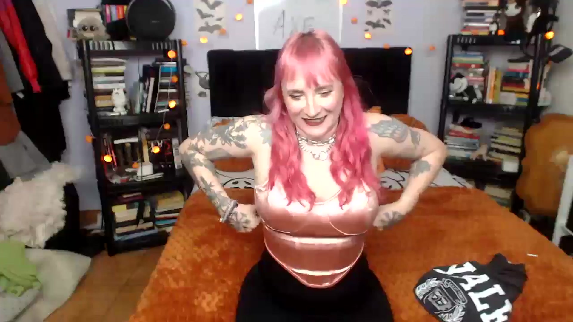 Gallery image thumbnail from AxeHallow's myfreecams stream on, 10/24/2025, 22:22 image 8 of 20