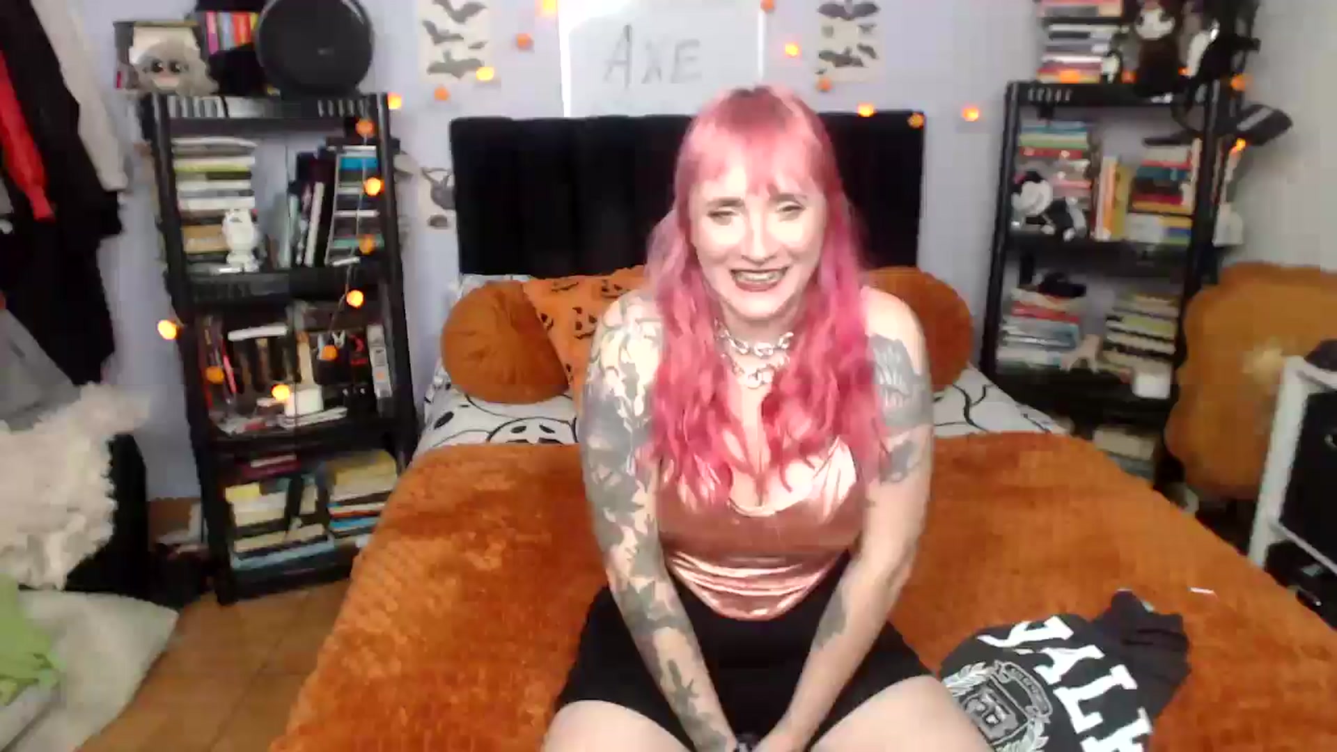 Gallery image thumbnail from AxeHallow's myfreecams stream on, 10/24/2025, 22:22 image 15 of 20