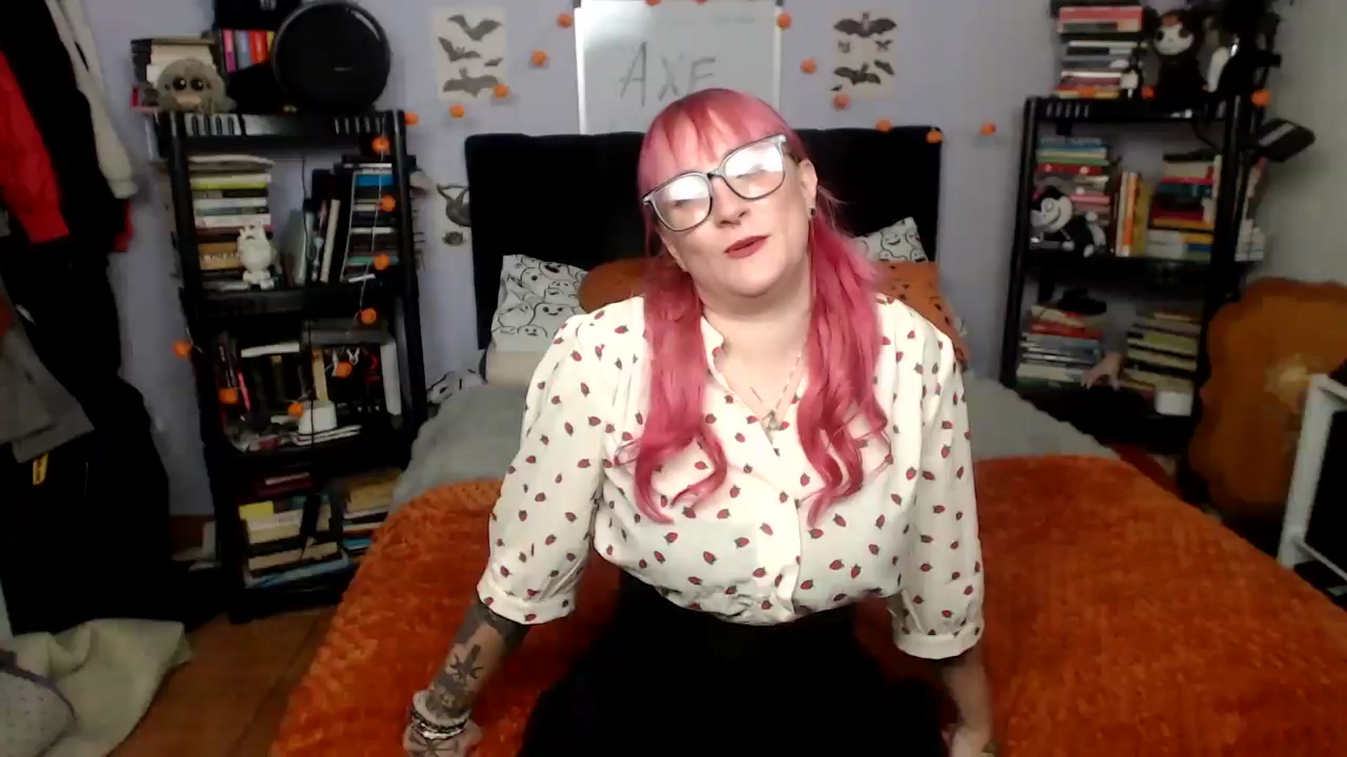 Gallery image thumbnail from AxeHallow's myfreecams stream on, 11/07/2025, 22:32 image 2 of 20