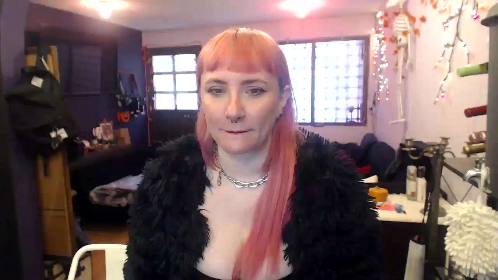 Gallery image thumbnail from AxeHallow's myfreecams stream on, 11/30/2025, 02:43 image 10 of 20
