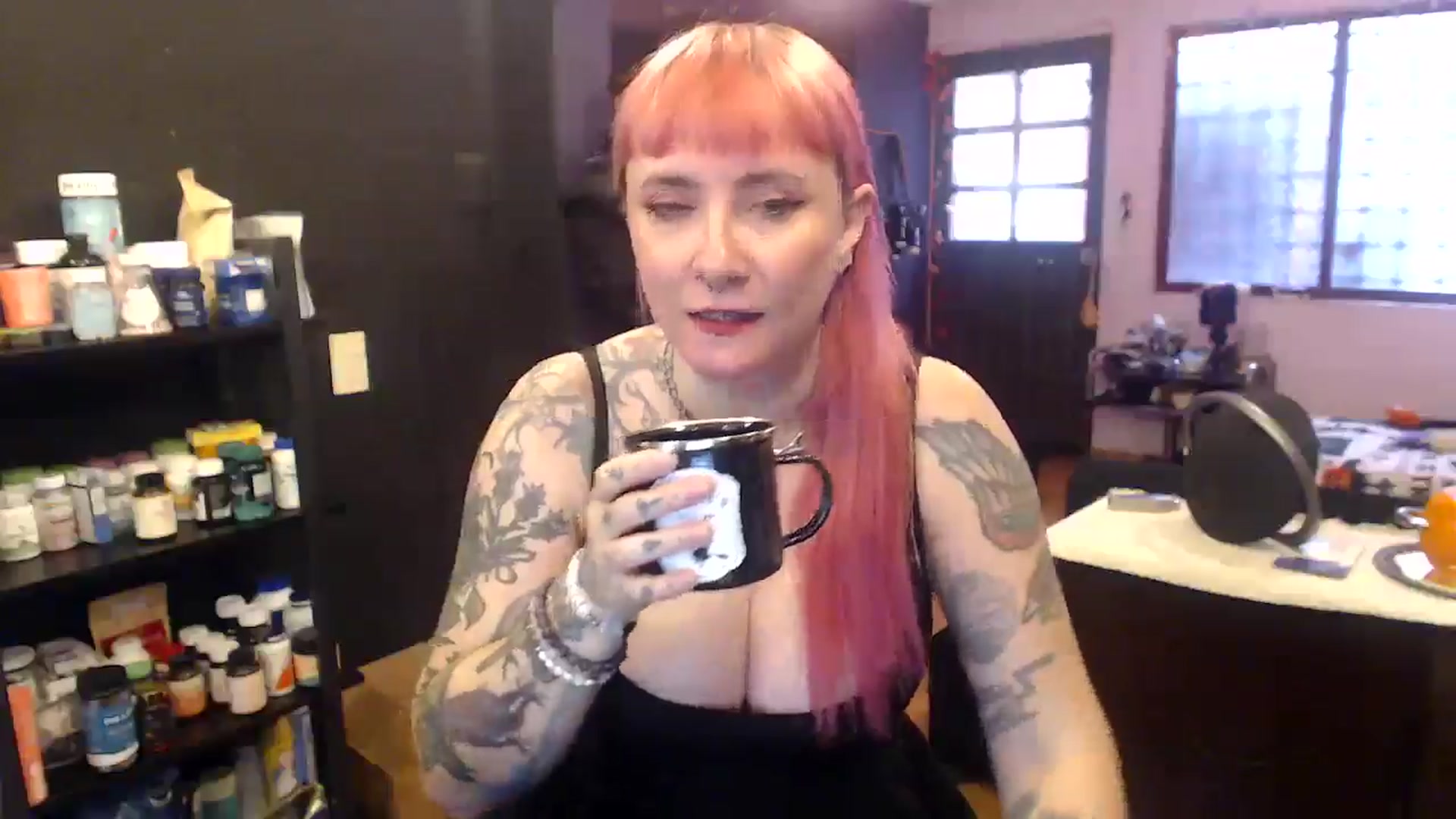 Gallery image thumbnail from AxeHallow's myfreecams stream on, 11/30/2025, 02:43 image 5 of 20