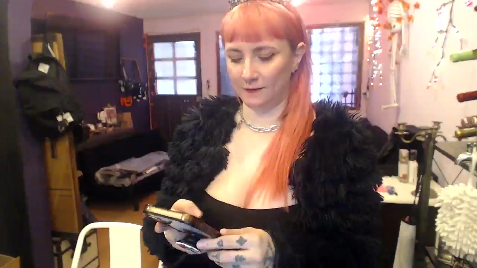 Gallery image thumbnail from AxeHallow's myfreecams stream on, 11/30/2025, 02:43 image 15 of 20