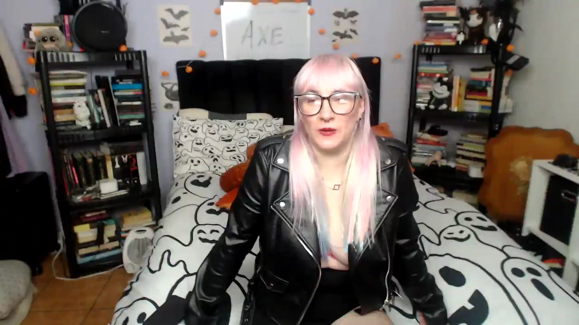 Gallery image thumbnail from AxeHallow's myfreecams stream on, 01/07/2026, 01:49 image 20 of 20