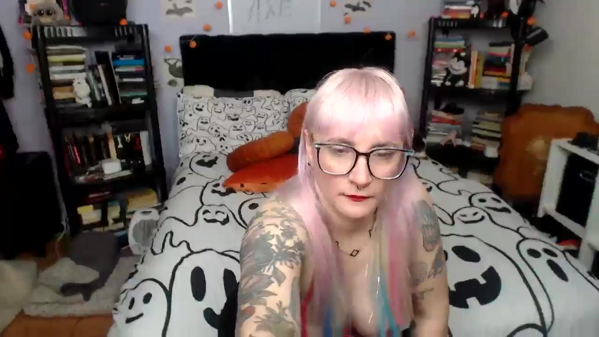 Gallery image thumbnail from AxeHallow's myfreecams stream on, 01/07/2026, 01:49 image 5 of 20