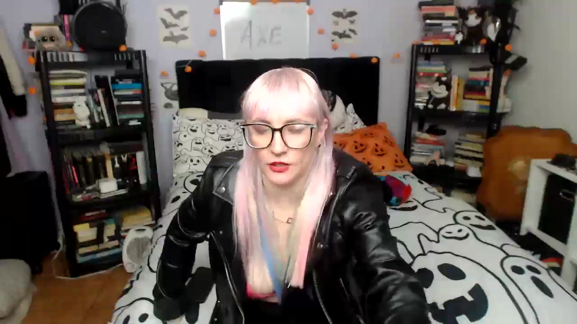 Gallery image thumbnail from AxeHallow's myfreecams stream on, 01/07/2026, 01:49 image 18 of 20