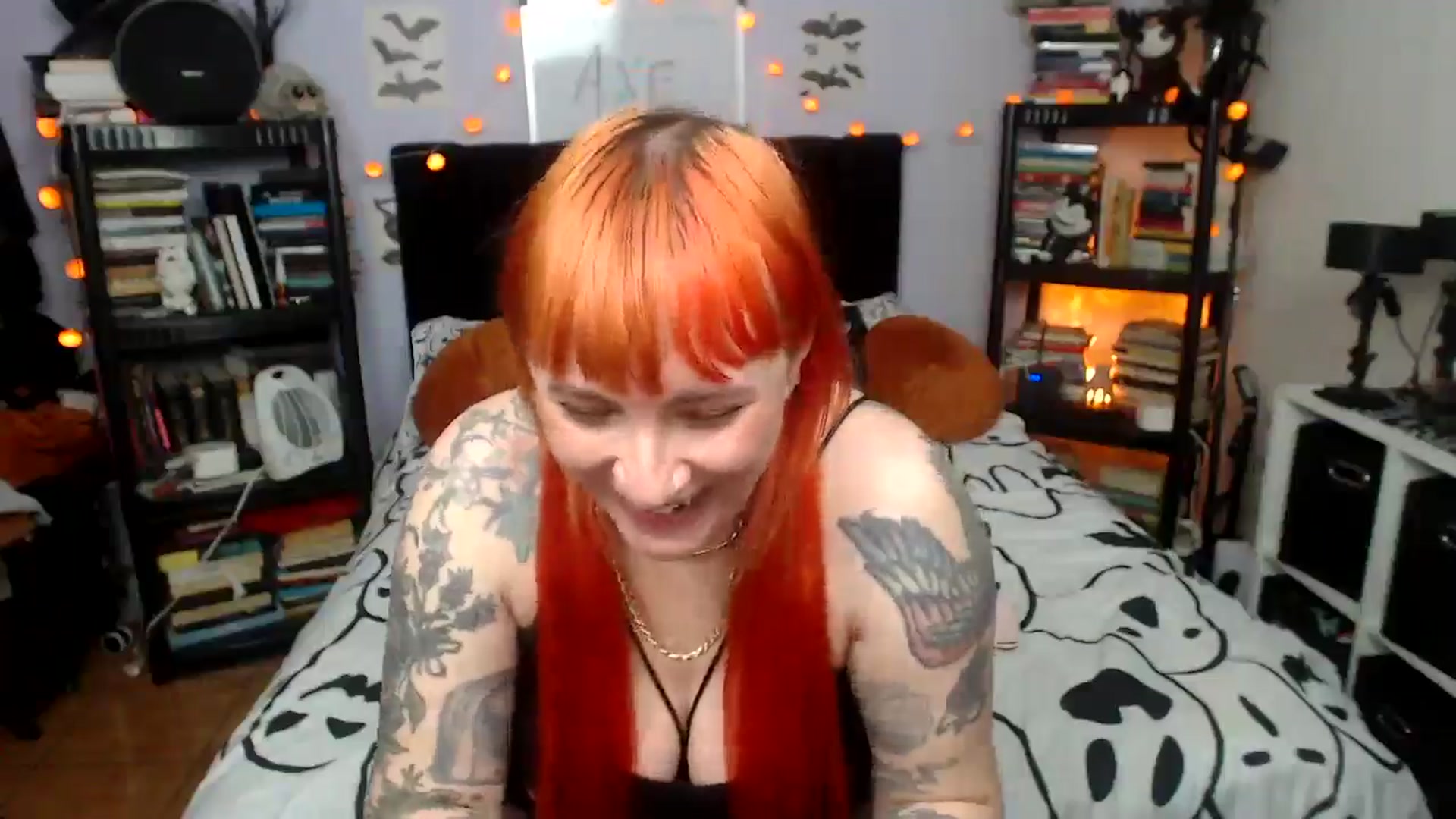 Gallery image thumbnail from AxeHallow's myfreecams stream on, 03/07/2026, 04:02 image 4 of 20