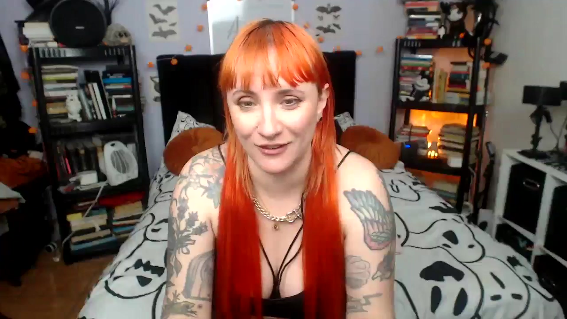 Gallery image thumbnail from AxeHallow's myfreecams stream on, 03/07/2026, 04:02 image 10 of 20