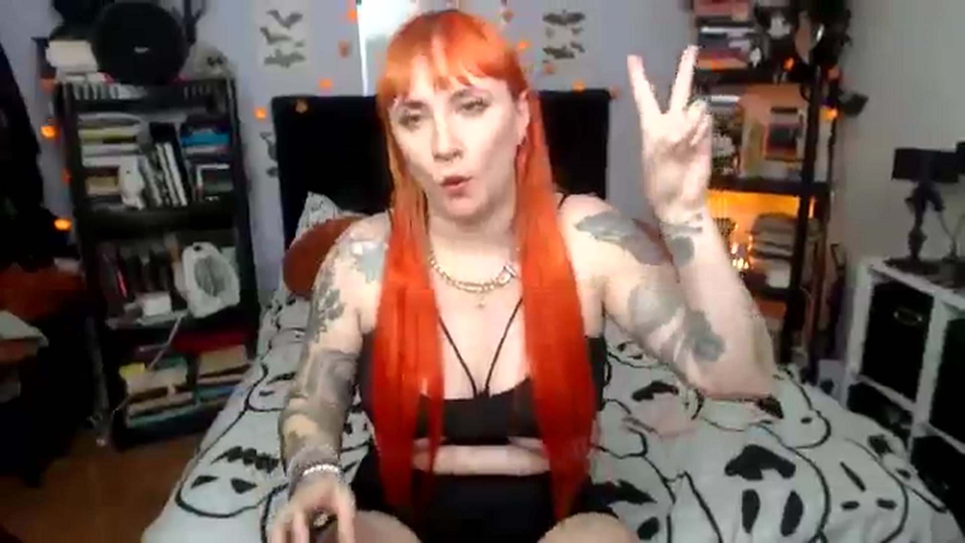 Gallery image thumbnail from AxeHallow's myfreecams stream on, 03/07/2026, 06:13 image 13 of 20