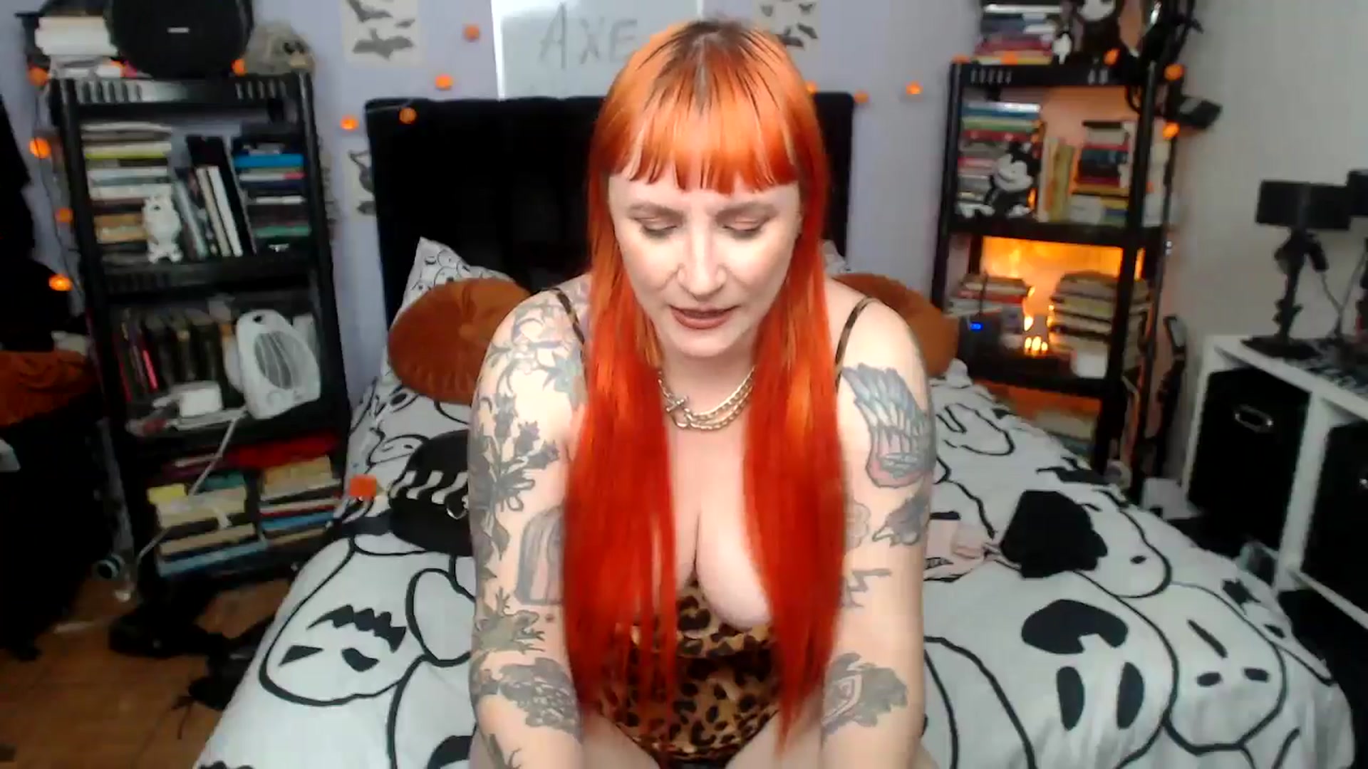 Gallery image thumbnail from AxeHallow's myfreecams stream on, 03/11/2026, 02:18 image 15 of 20