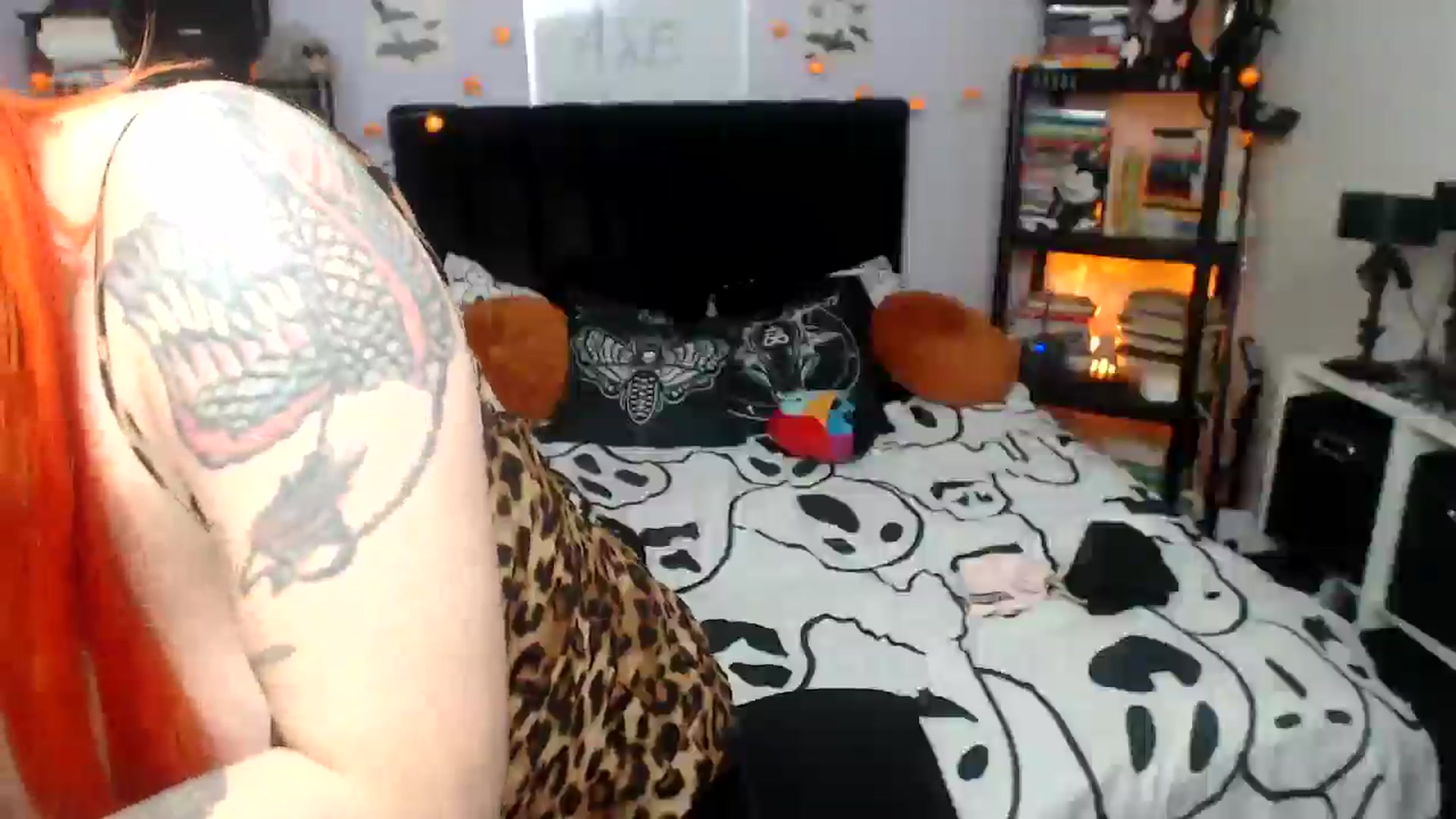 Gallery image thumbnail from AxeHallow's myfreecams stream on, 03/11/2026, 02:18 image 14 of 20