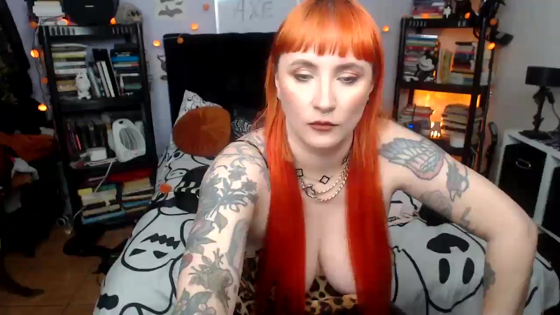 Gallery image thumbnail from AxeHallow's myfreecams stream on, 03/11/2026, 02:18 image 1 of 20