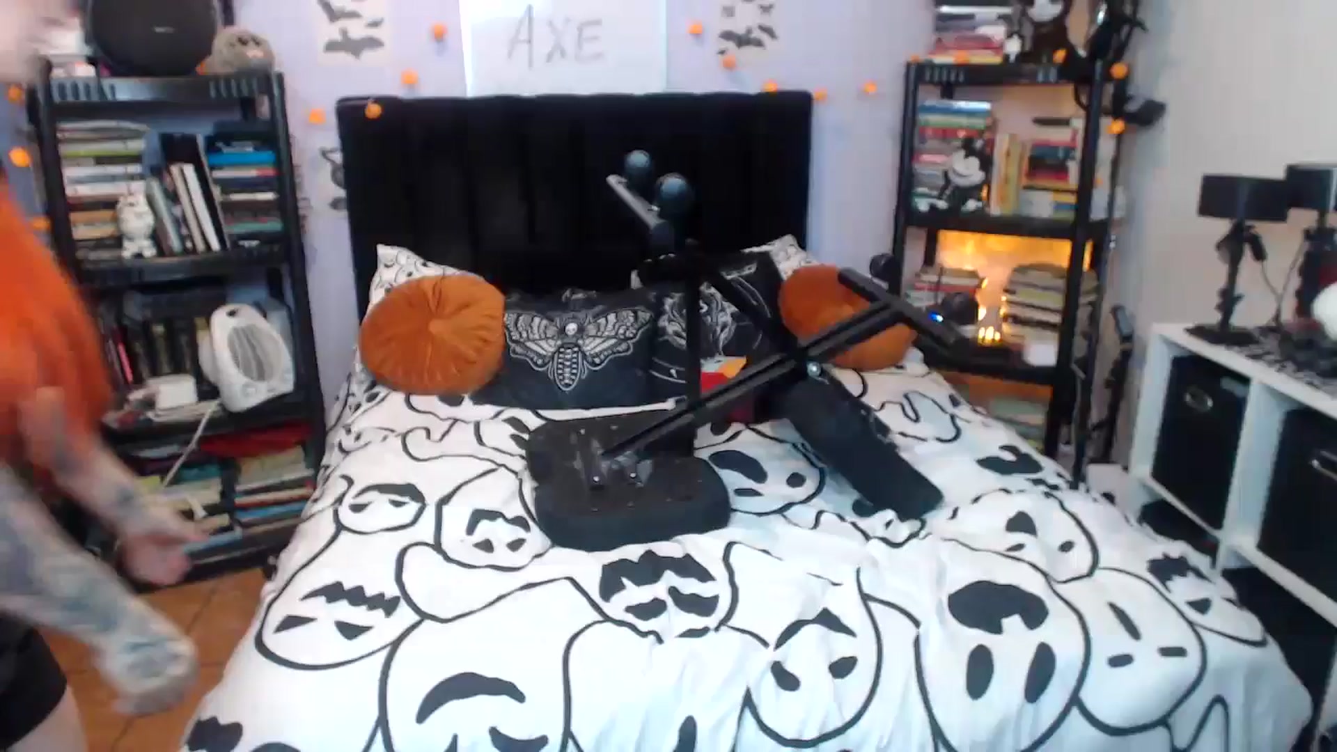 Gallery image thumbnail from AxeHallow's myfreecams stream on, 03/13/2026, 24:11 image 7 of 20