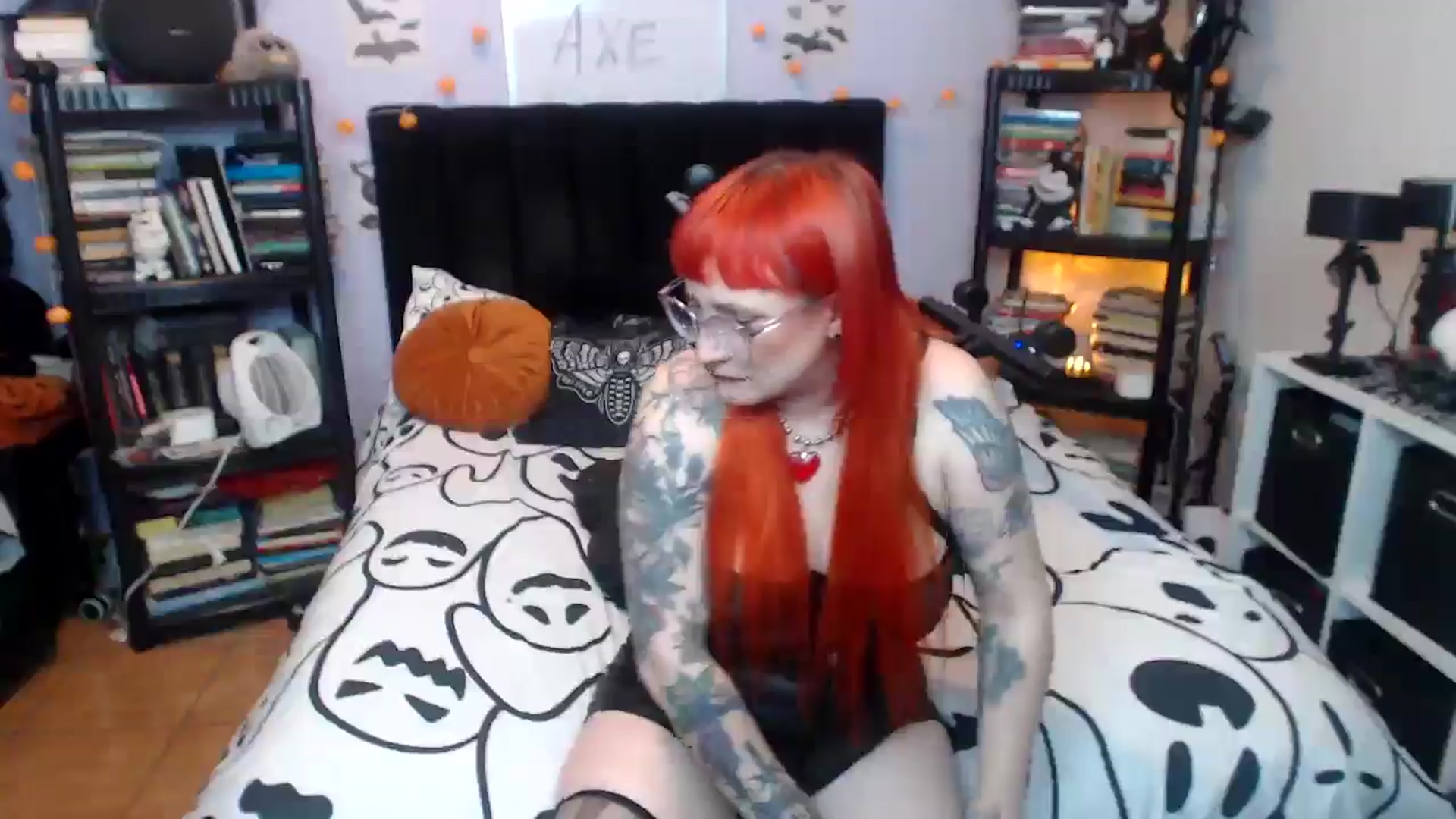 Gallery image thumbnail from AxeHallow's myfreecams stream on, 03/13/2026, 24:11 image 14 of 20