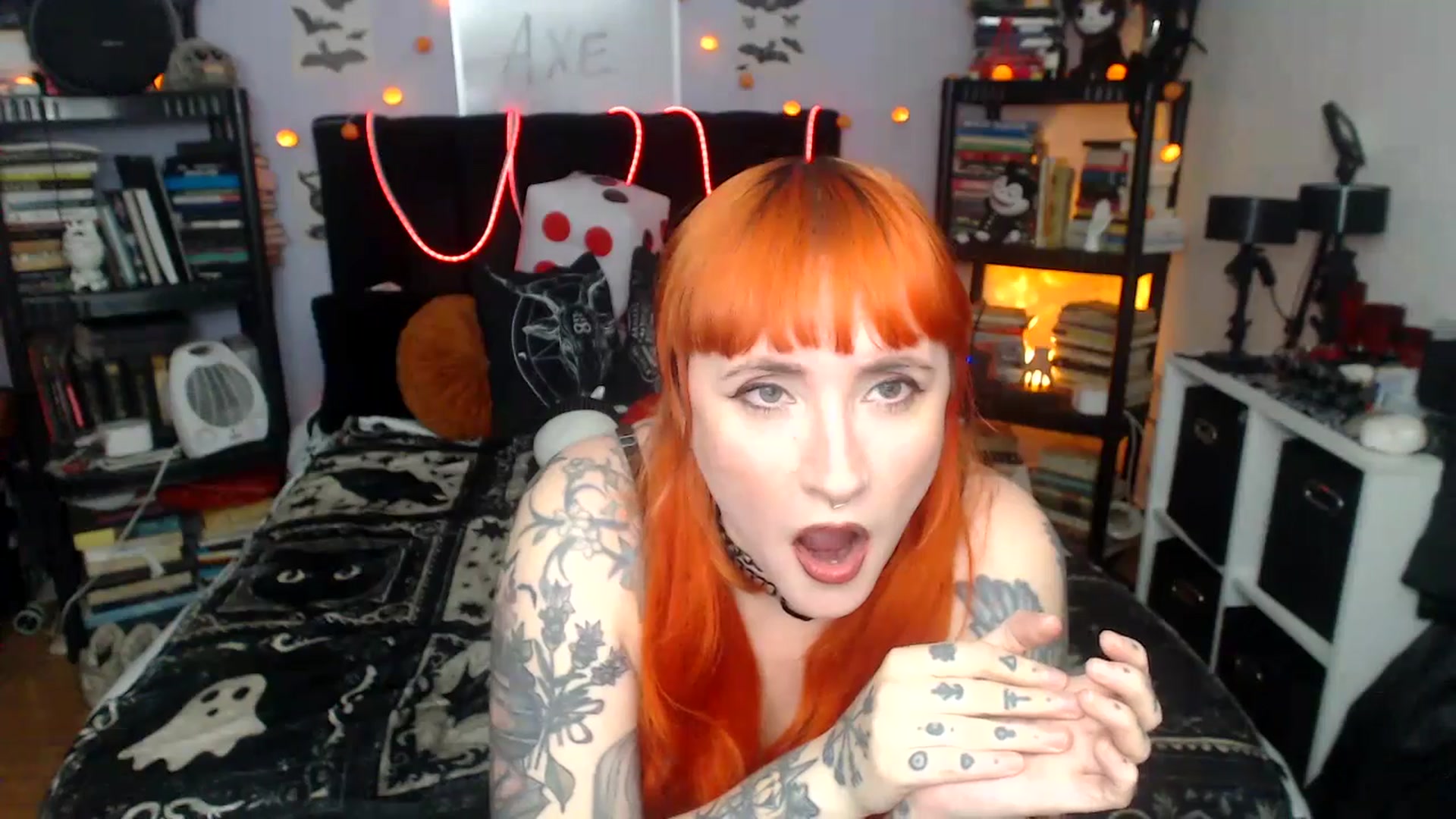Gallery image thumbnail from AxeHallow's myfreecams stream on, 03/20/2026, 02:48 image 7 of 20