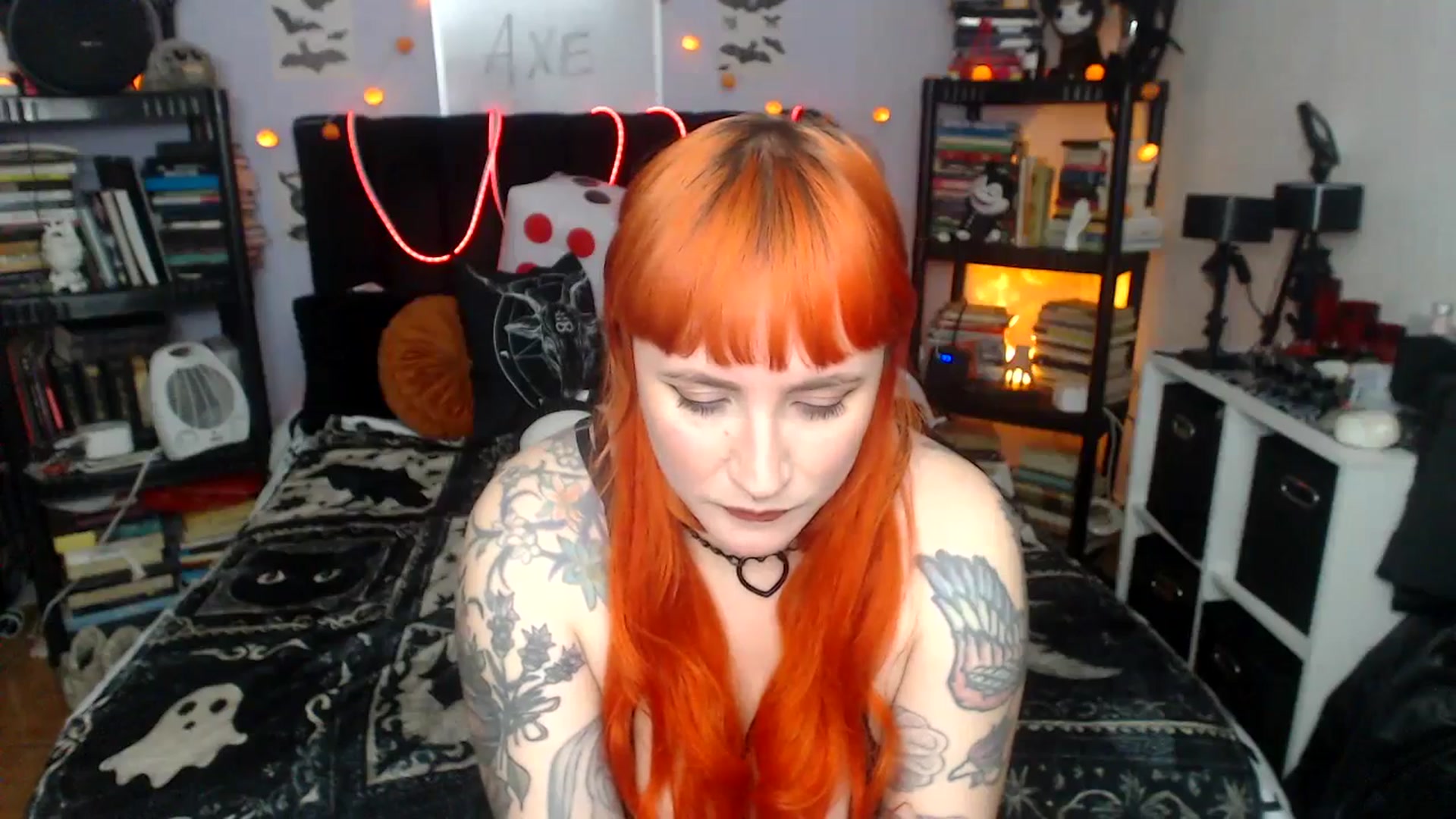 Gallery image thumbnail from AxeHallow's myfreecams stream on, 03/20/2026, 02:48 image 19 of 20
