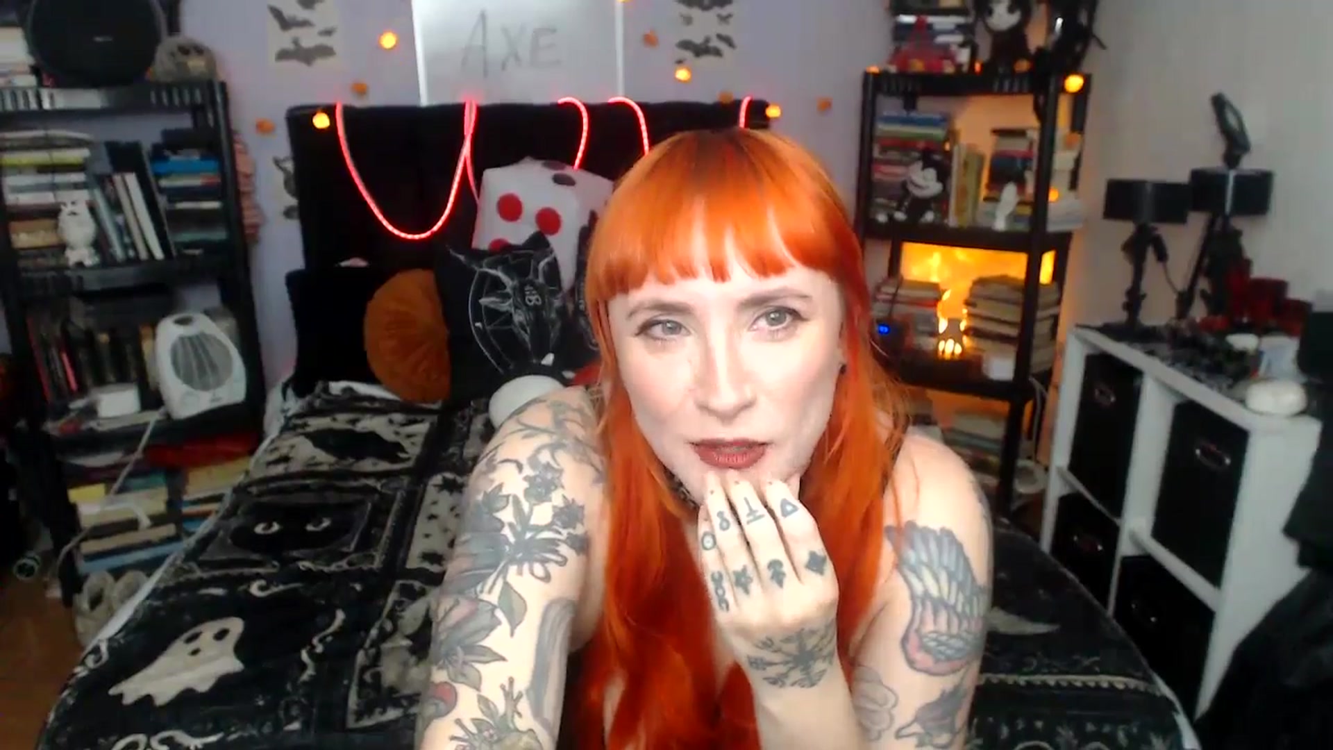 Gallery image thumbnail from AxeHallow's myfreecams stream on, 03/20/2026, 02:48 image 8 of 20