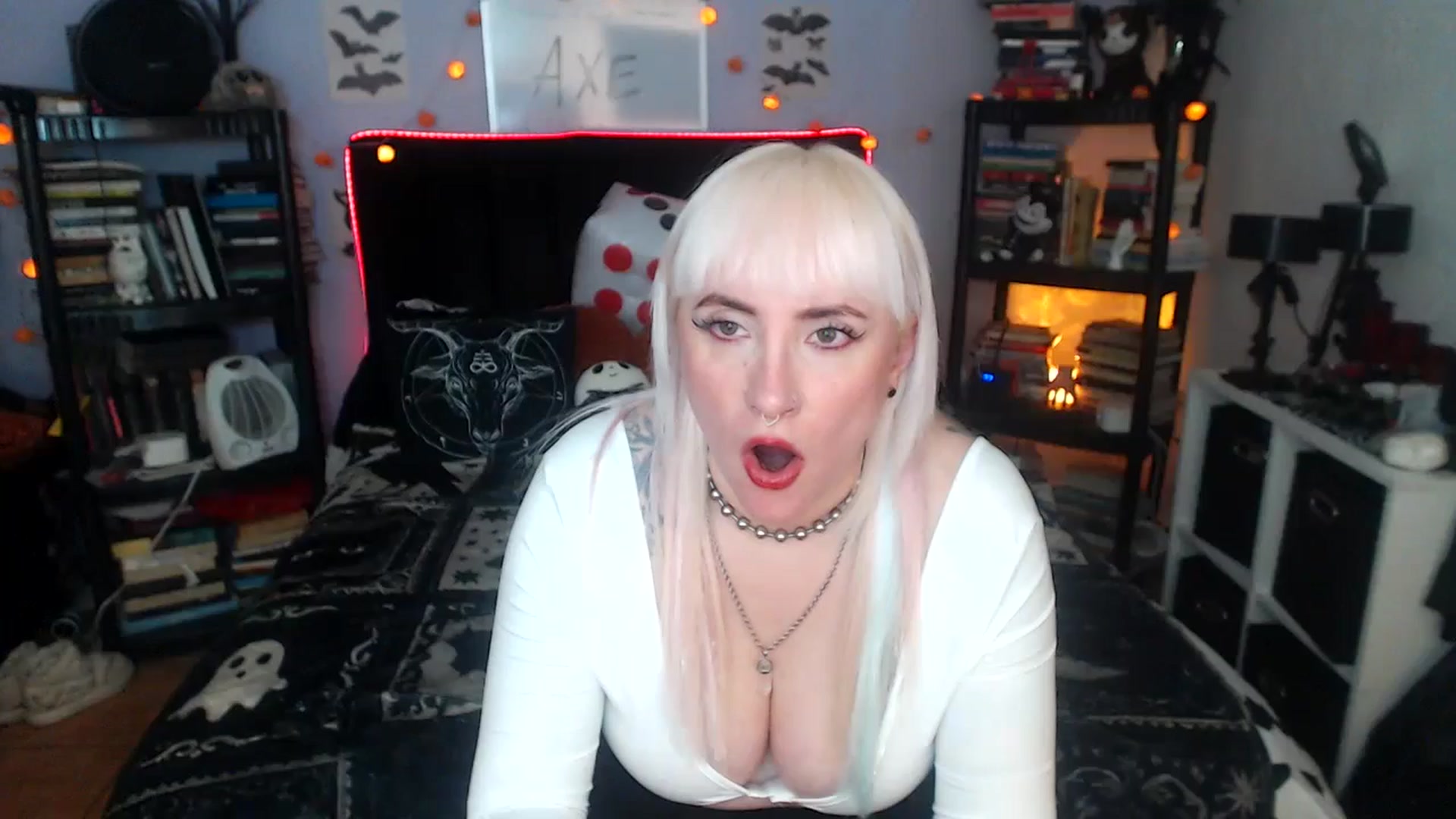 Gallery image thumbnail from AxeHallow's myfreecams stream on, 03/31/2026, 07:36 image 19 of 20