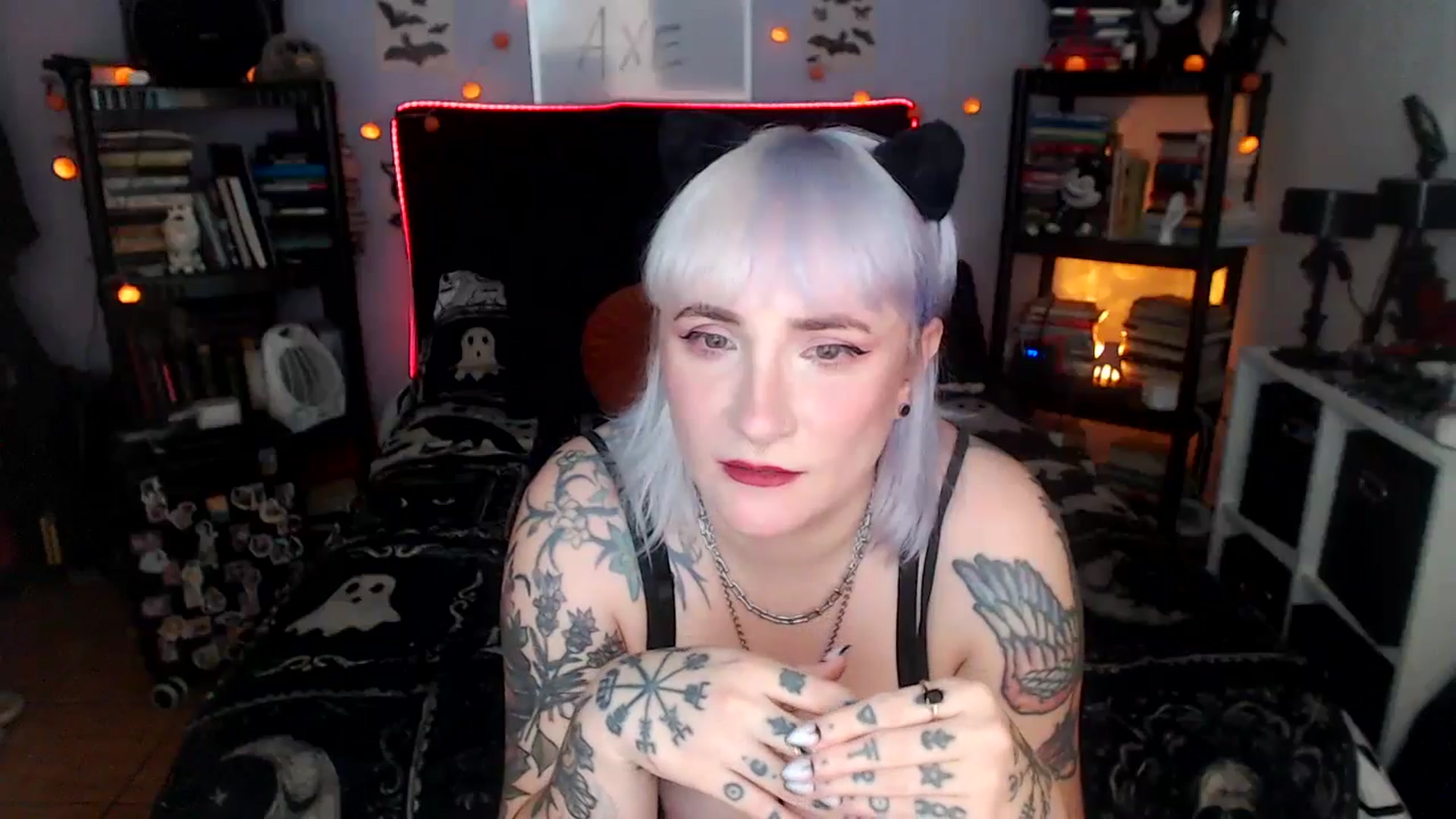 Gallery image thumbnail from AxeHallow's myfreecams stream on, 04/11/2026, 01:37 image 7 of 20