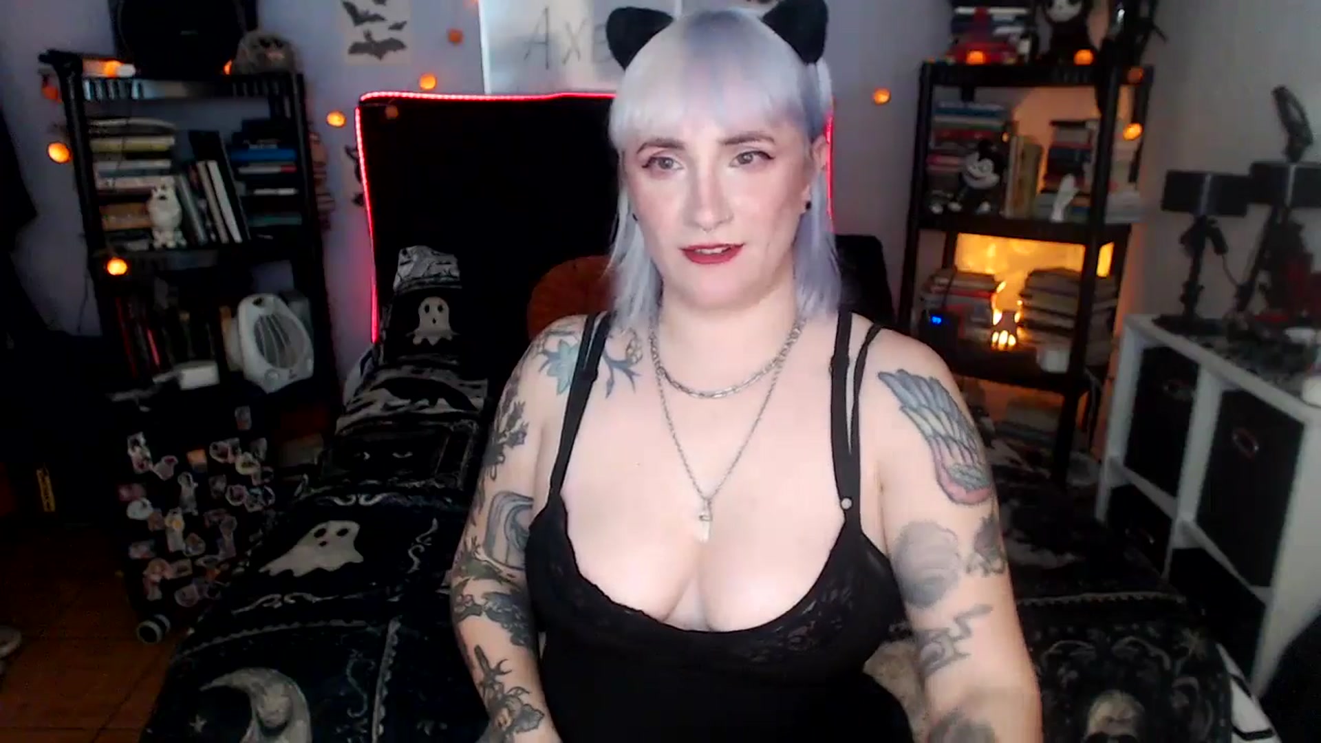 Gallery image thumbnail from AxeHallow's myfreecams stream on, 04/11/2026, 01:37 image 5 of 20