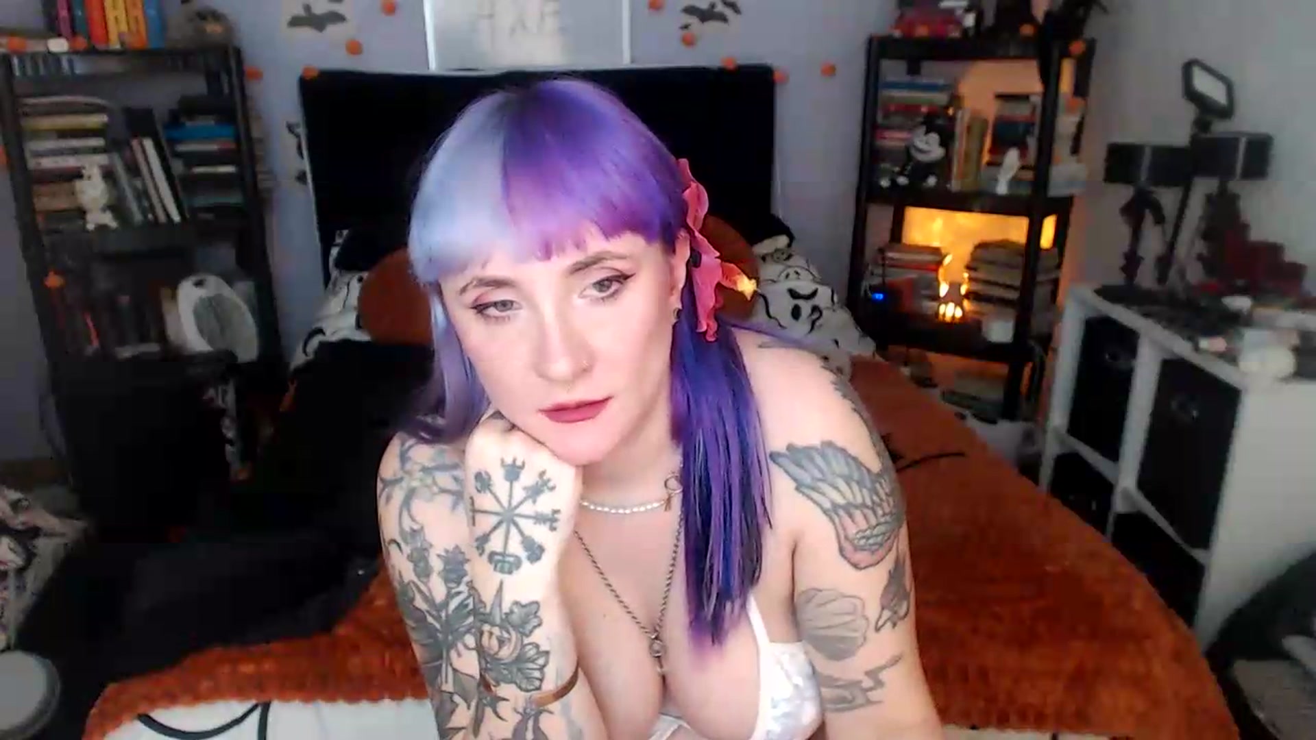 Gallery image thumbnail from AxeHallow's myfreecams stream on, 05/02/2026, 03:53 image 19 of 20
