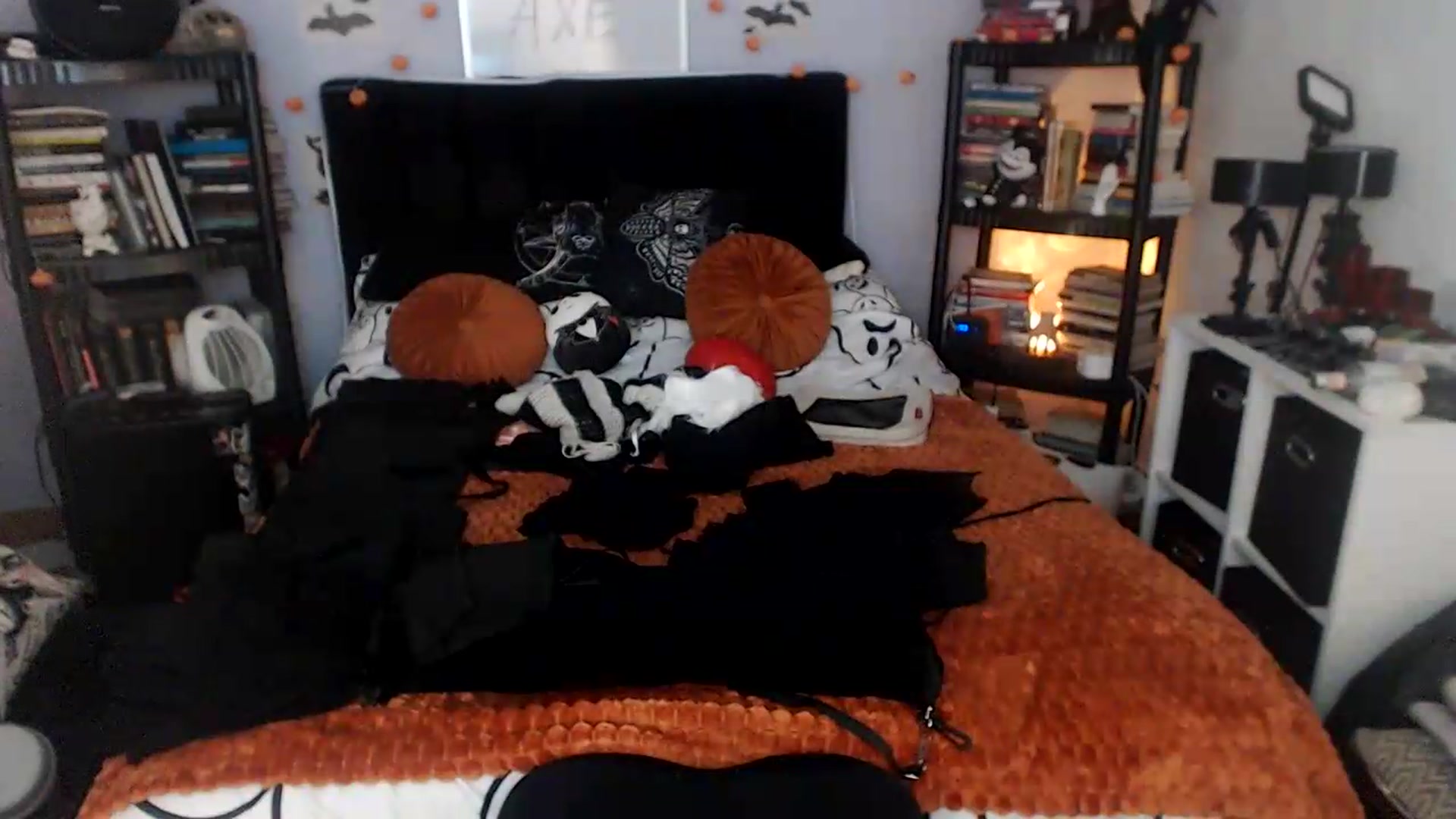 Gallery image thumbnail from AxeHallow's myfreecams stream on, 05/02/2026, 03:55 image 9 of 20