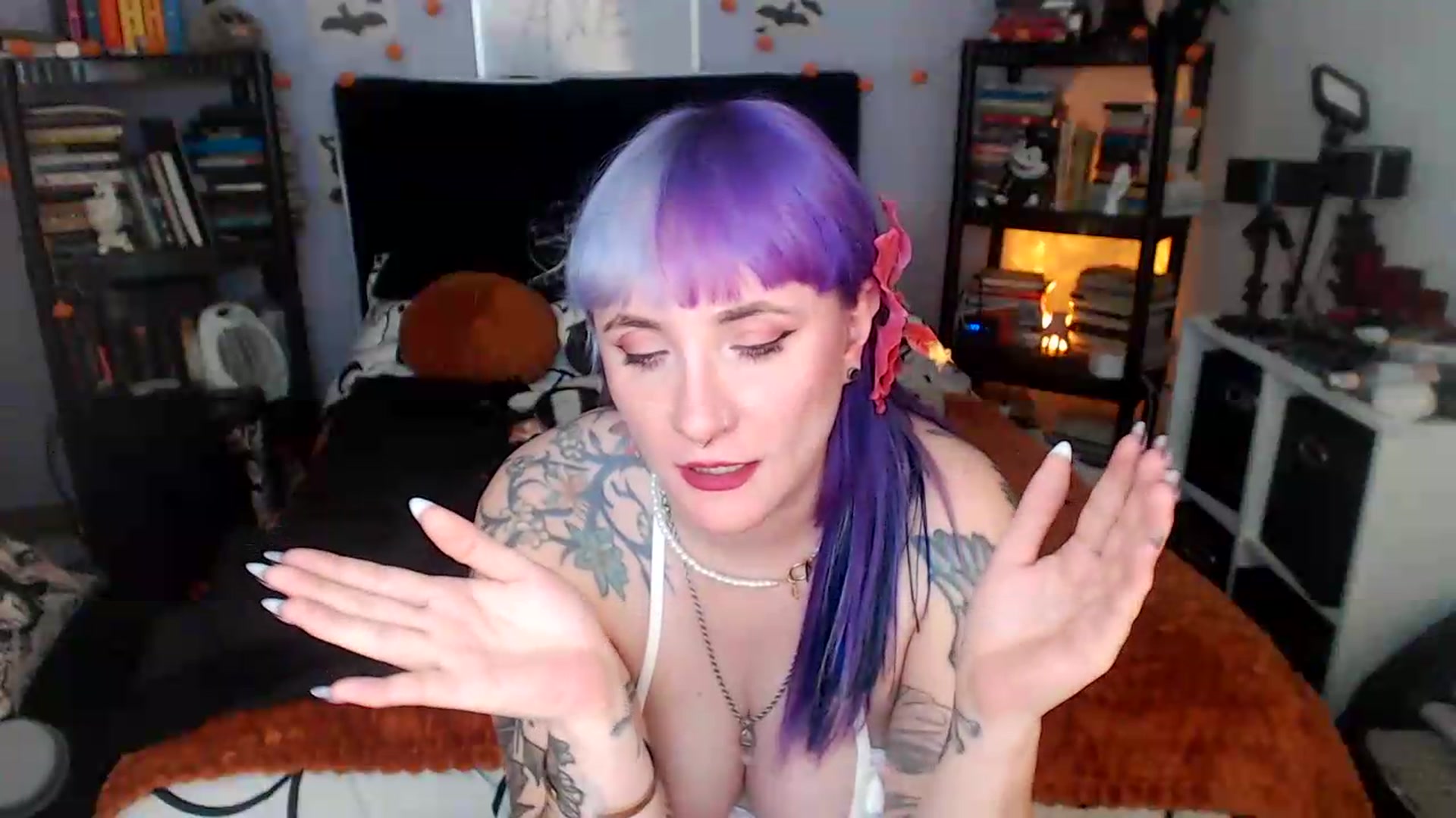 Gallery image thumbnail from AxeHallow's myfreecams stream on, 05/02/2026, 04:14 image 7 of 20