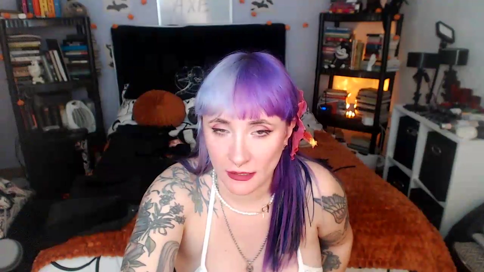 Gallery image thumbnail from AxeHallow's myfreecams stream on, 05/02/2026, 04:14 image 3 of 20