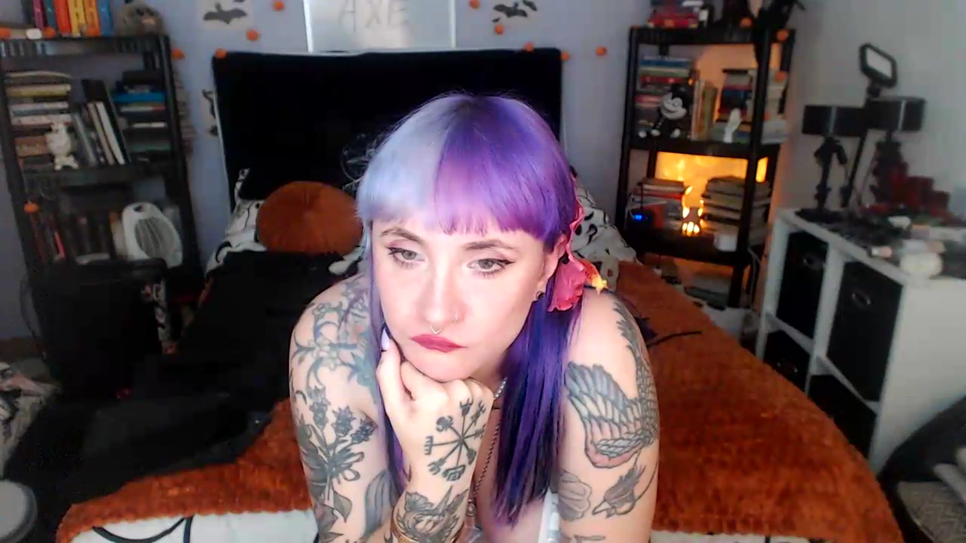 Gallery image thumbnail from AxeHallow's myfreecams stream on, 05/02/2026, 05:35 image 3 of 20