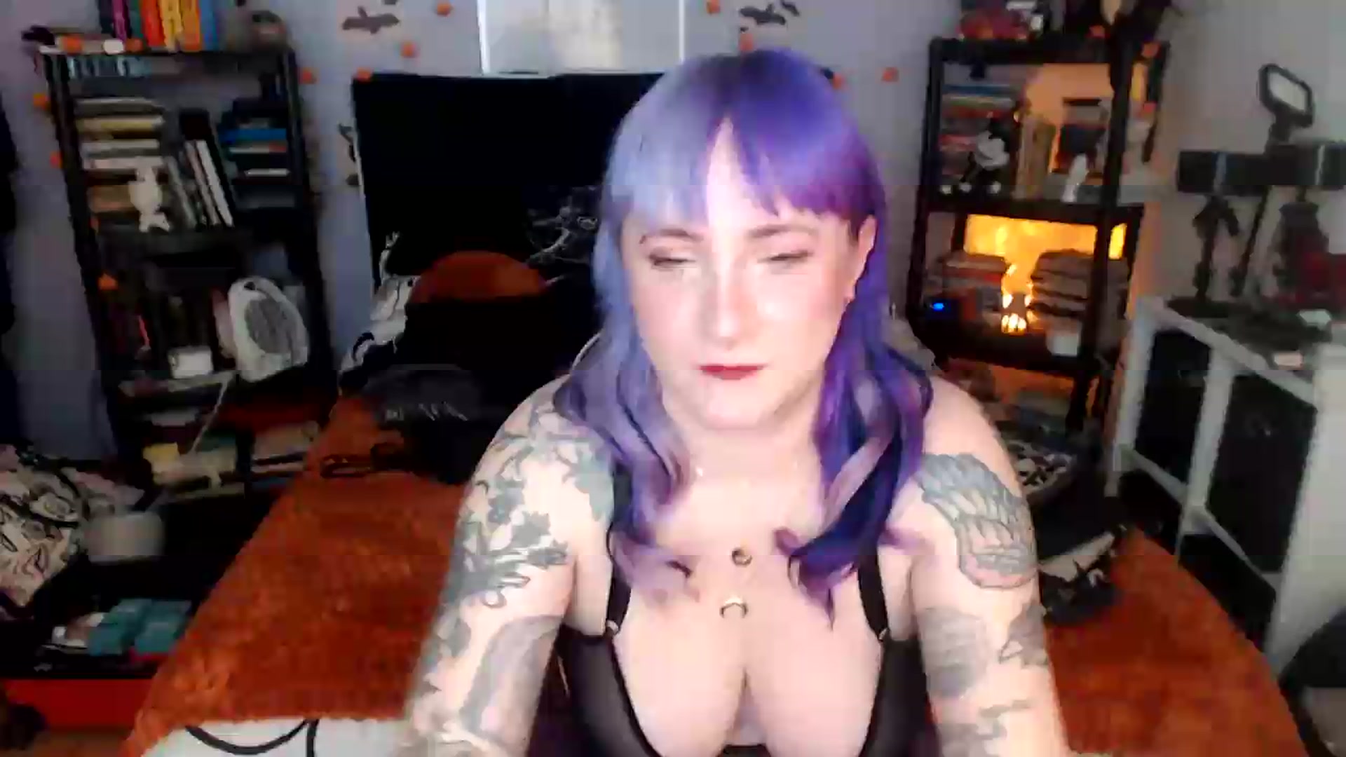 Gallery image thumbnail from AxeHallow's myfreecams stream on, 05/07/2026, 23:32 image 10 of 20
