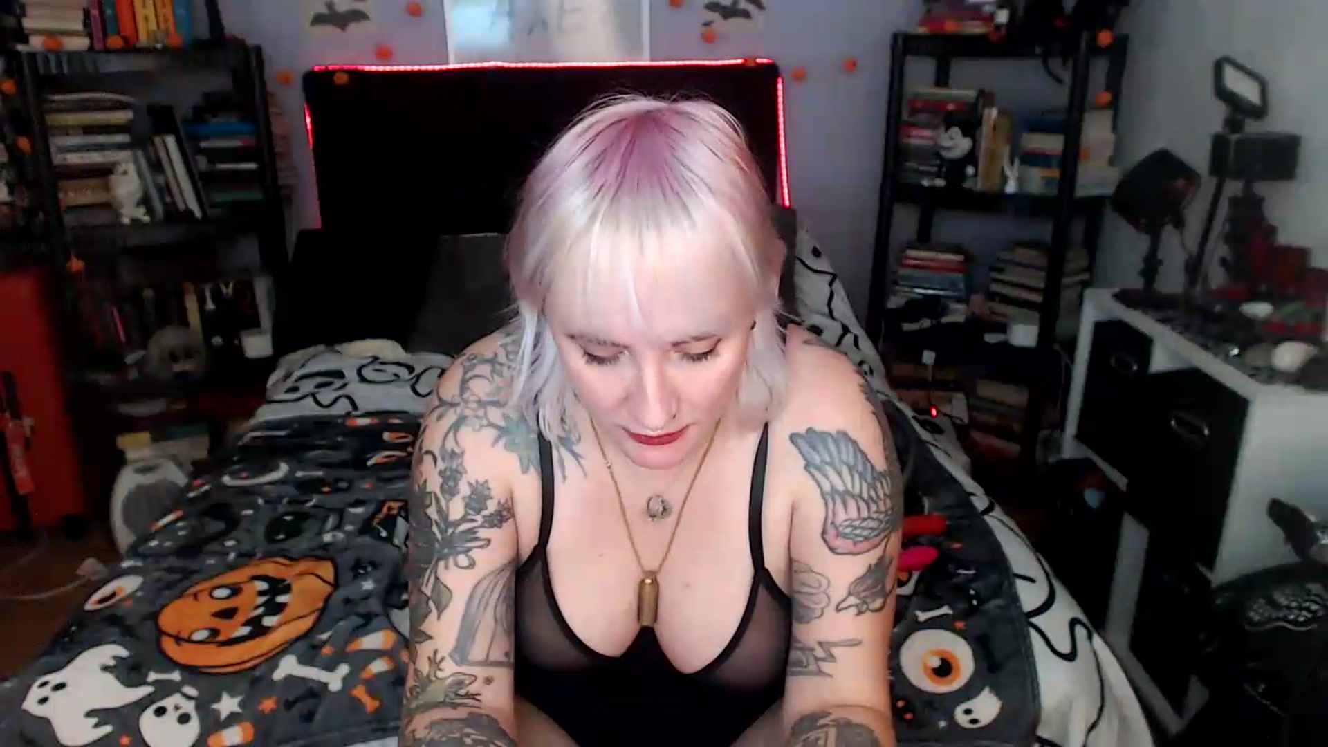 Gallery image thumbnail from AxeHallow's myfreecams stream on, 09/08/2026, 04:29 image 20 of 20