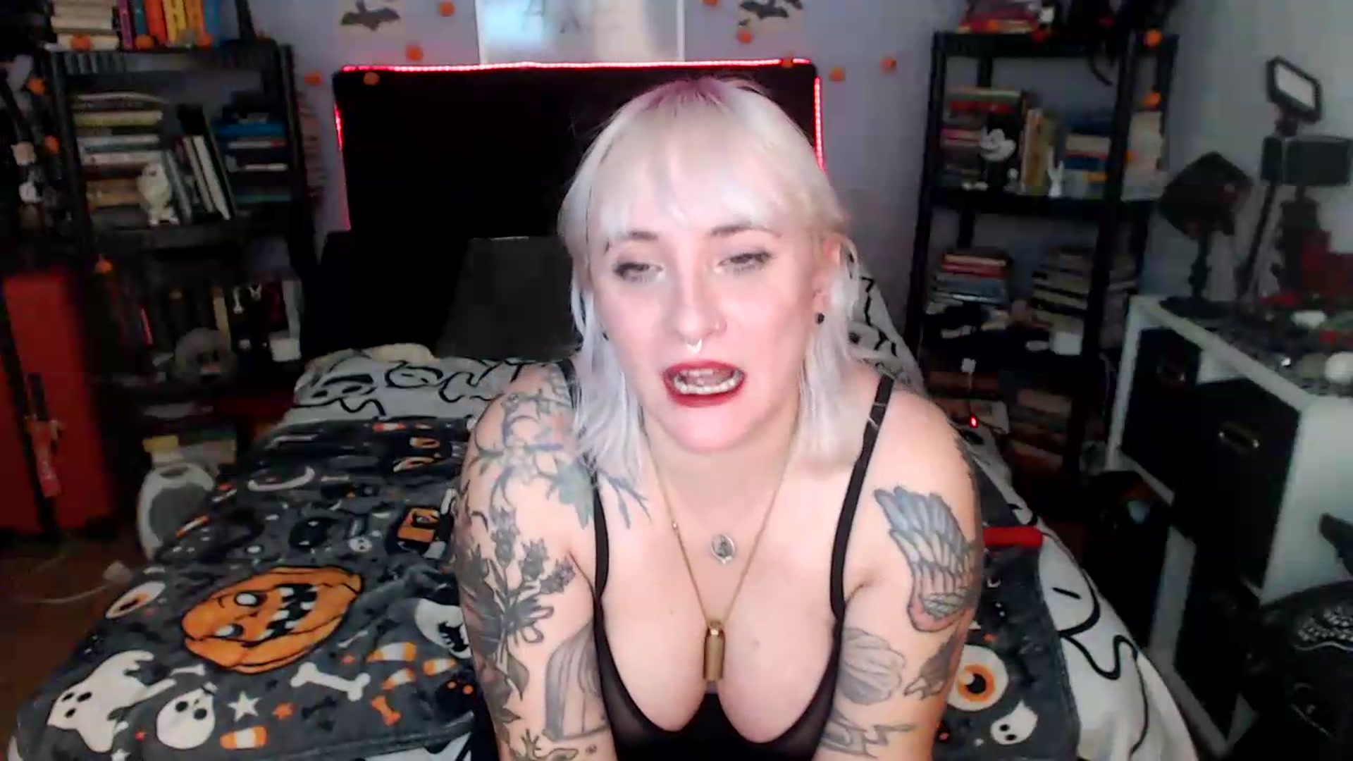 Gallery image thumbnail from AxeHallow's myfreecams stream on, 09/08/2026, 05:47 image 18 of 20