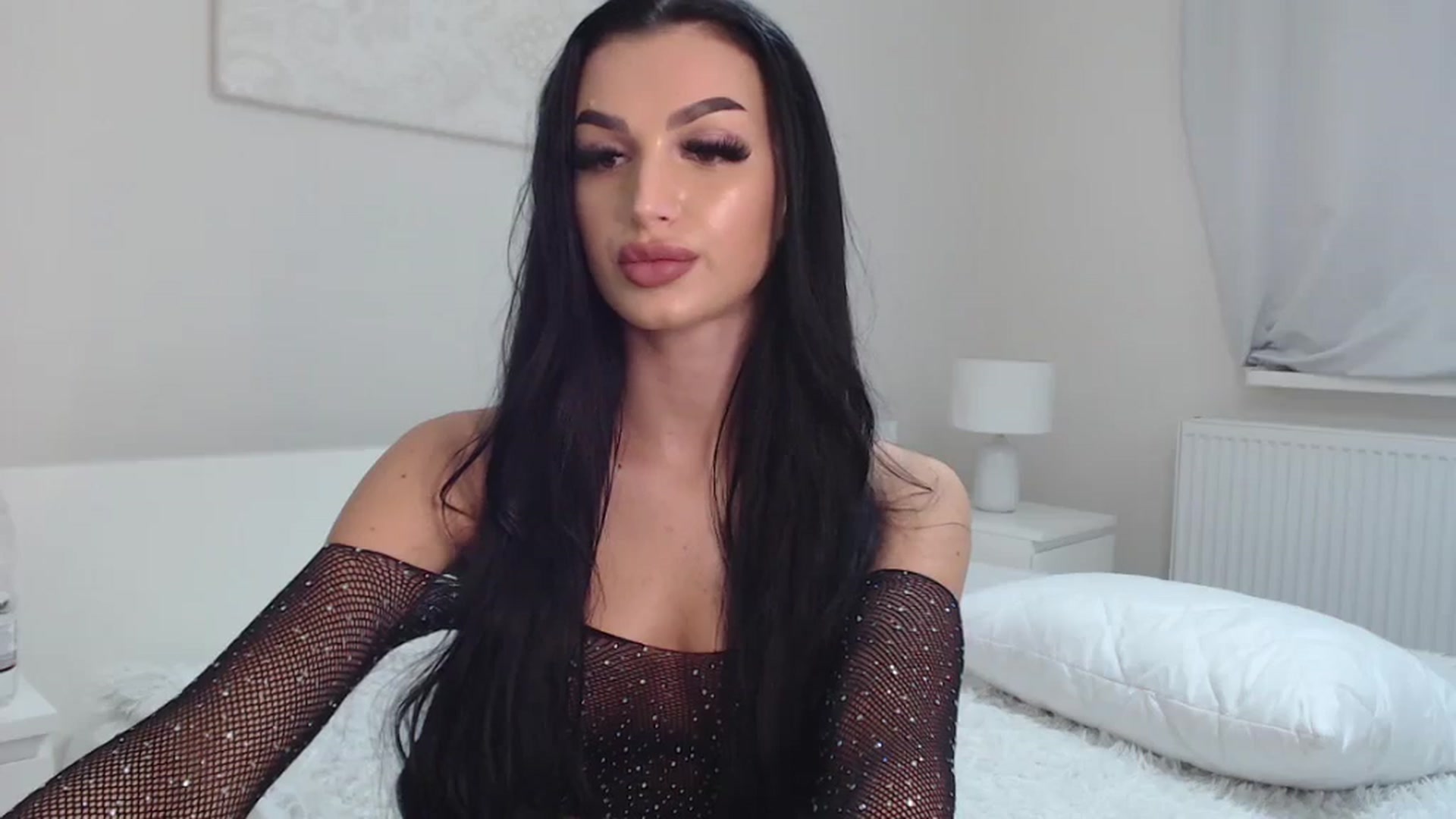 Gallery image thumbnail from Ayabelle's myfreecams stream on, 05/17/2024, 23:49 image 11 of 20