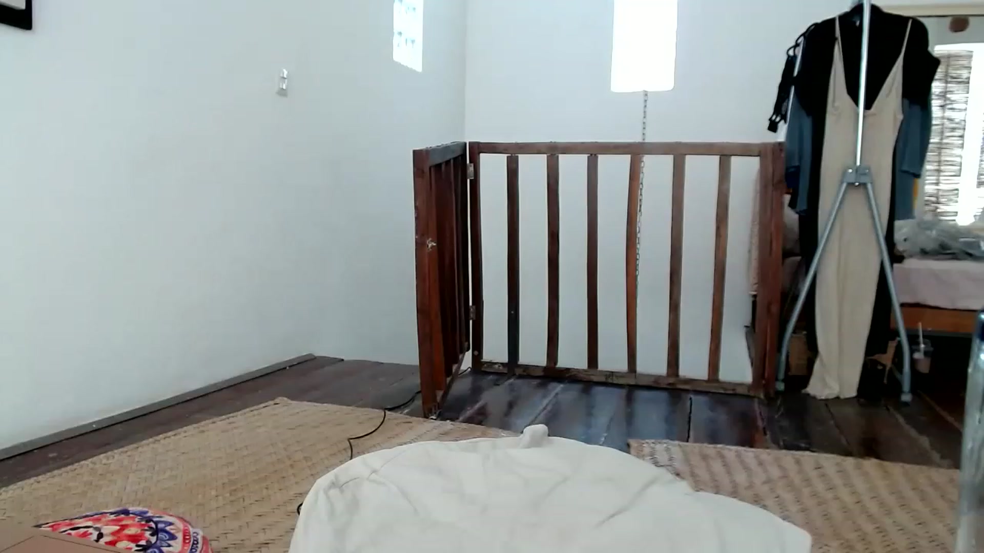 Gallery image thumbnail from Aydubz's myfreecams stream on, 05/23/2023, 16:45 image 16 of 20