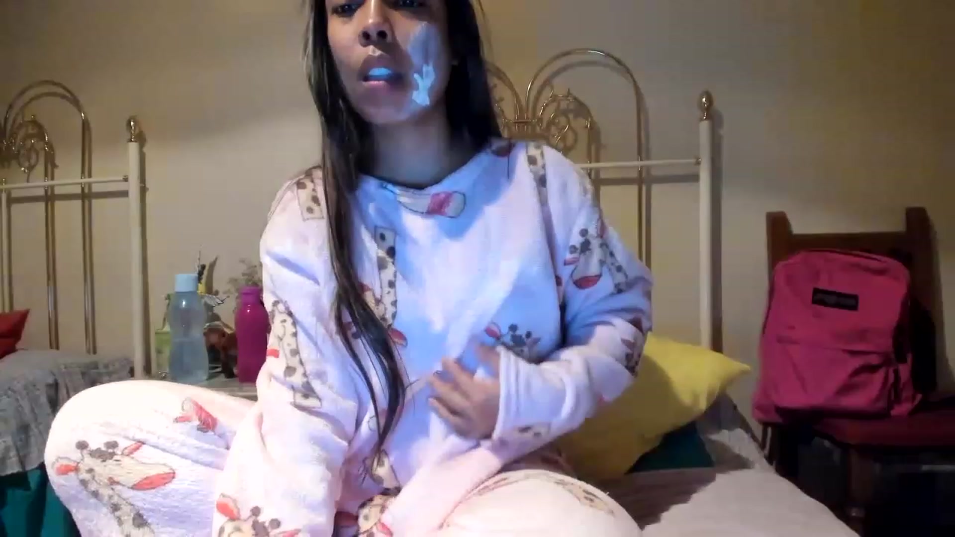Gallery image thumbnail from Ayla_07's myfreecams stream on, 03/17/2023, 02:21 image 5 of 20