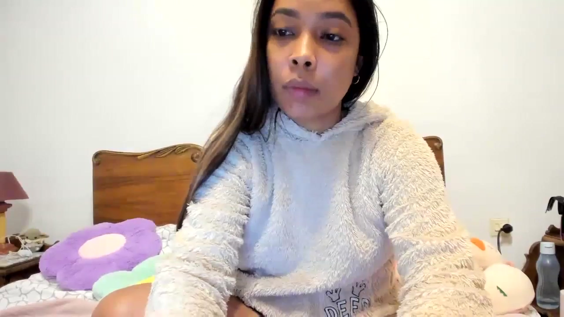 Gallery image thumbnail from Ayla_07's myfreecams stream on, 02/29/2024, 03:24 image 14 of 20