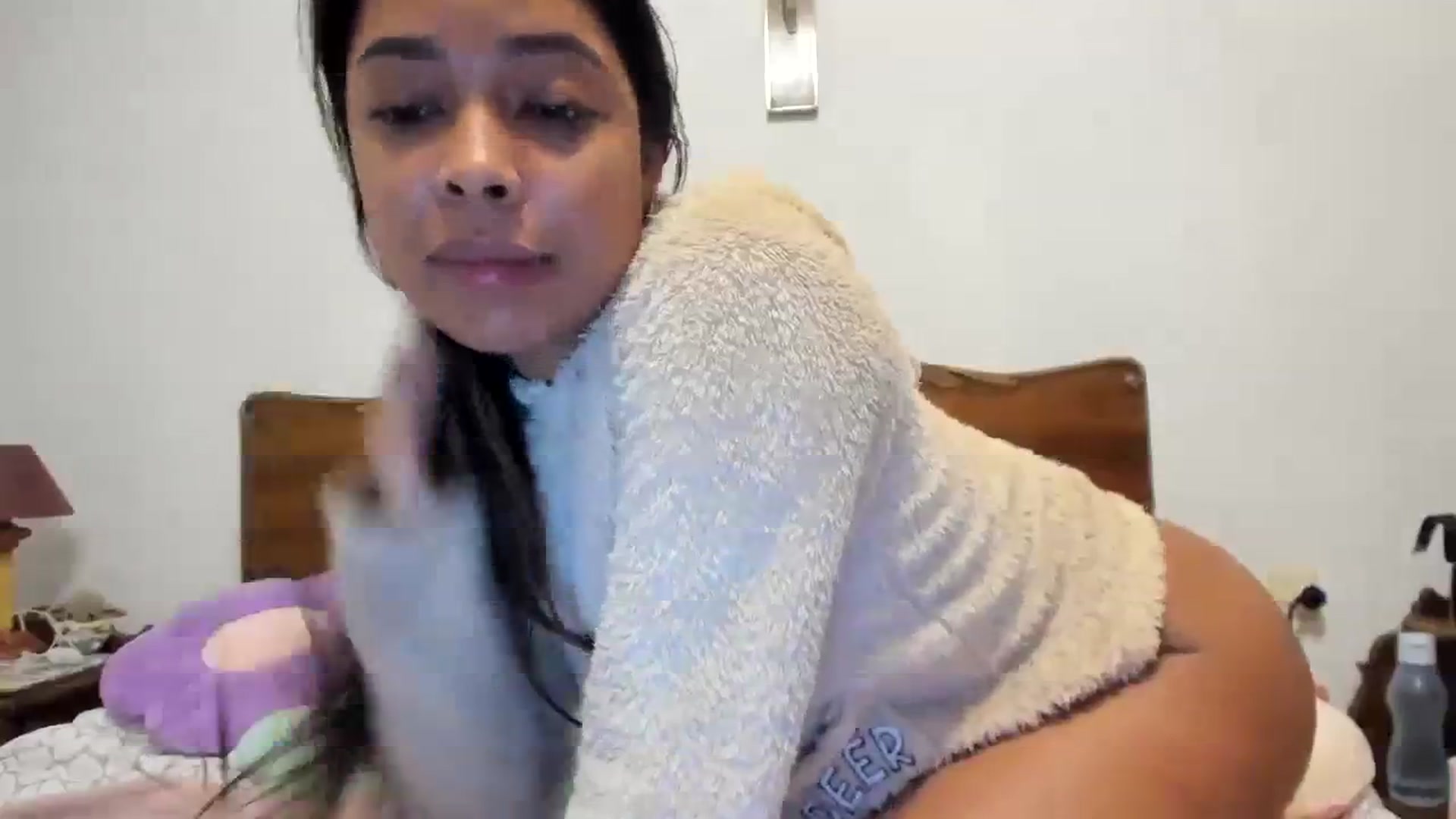 Gallery image thumbnail from Ayla_07's myfreecams stream on, 02/29/2024, 03:24 image 12 of 20