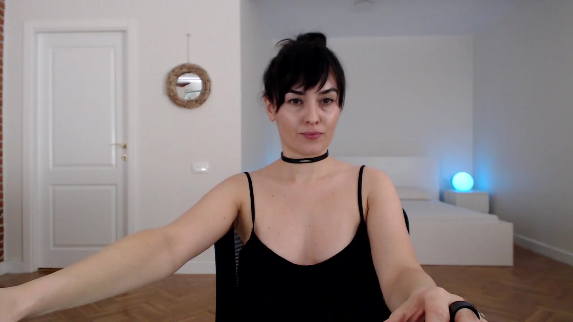 Gallery image thumbnail from Aylesh's myfreecams stream on, 01/01/2025, 17:08 image 9 of 20