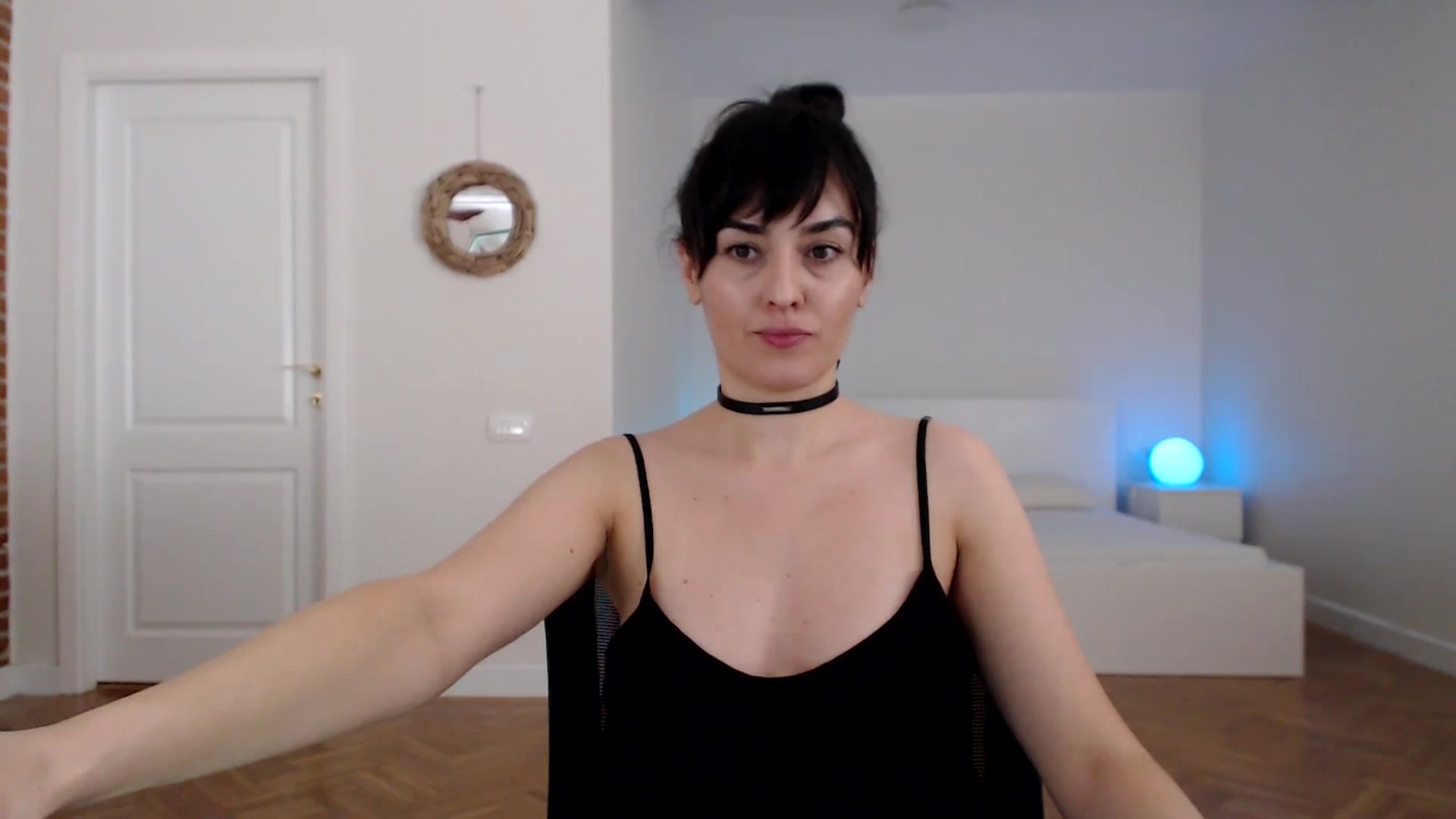 Gallery image thumbnail from Aylesh's myfreecams stream on, 01/01/2025, 17:08 image 7 of 20