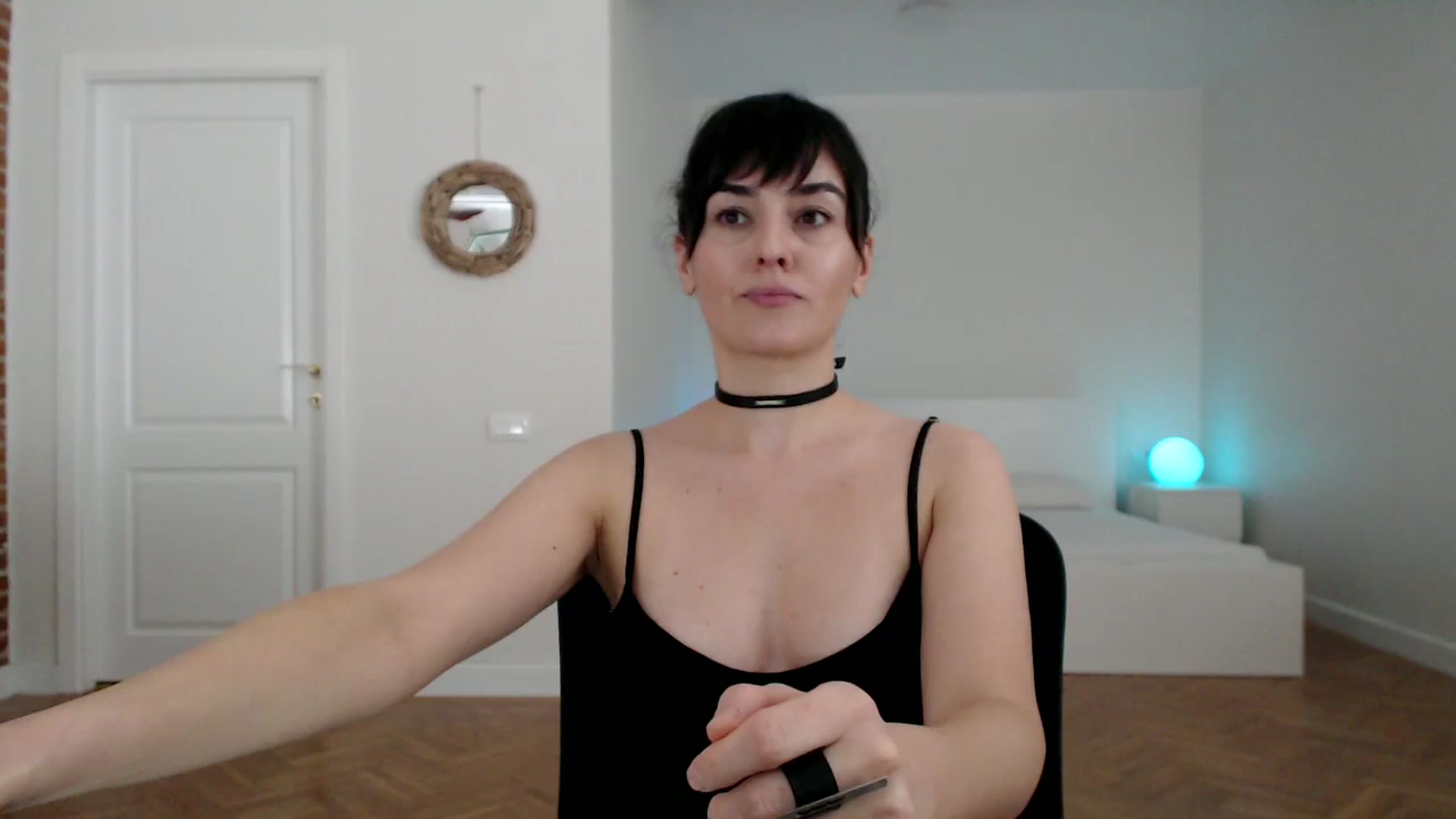Gallery image thumbnail from Aylesh's myfreecams stream on, 01/01/2025, 17:44 image 9 of 20
