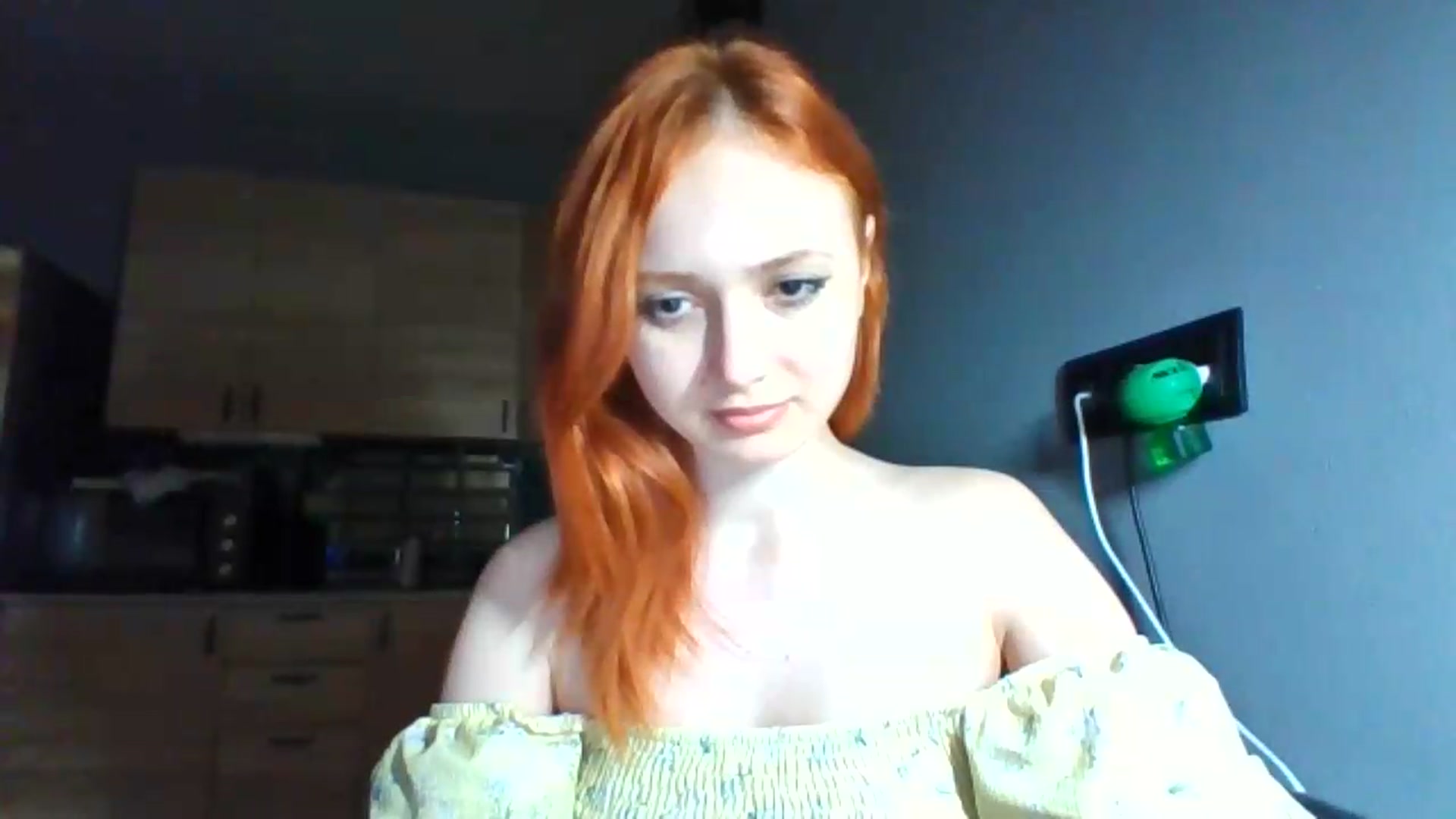 Gallery image thumbnail from AylinaGold's myfreecams stream on, 06/29/2026, 18:23 image 4 of 20