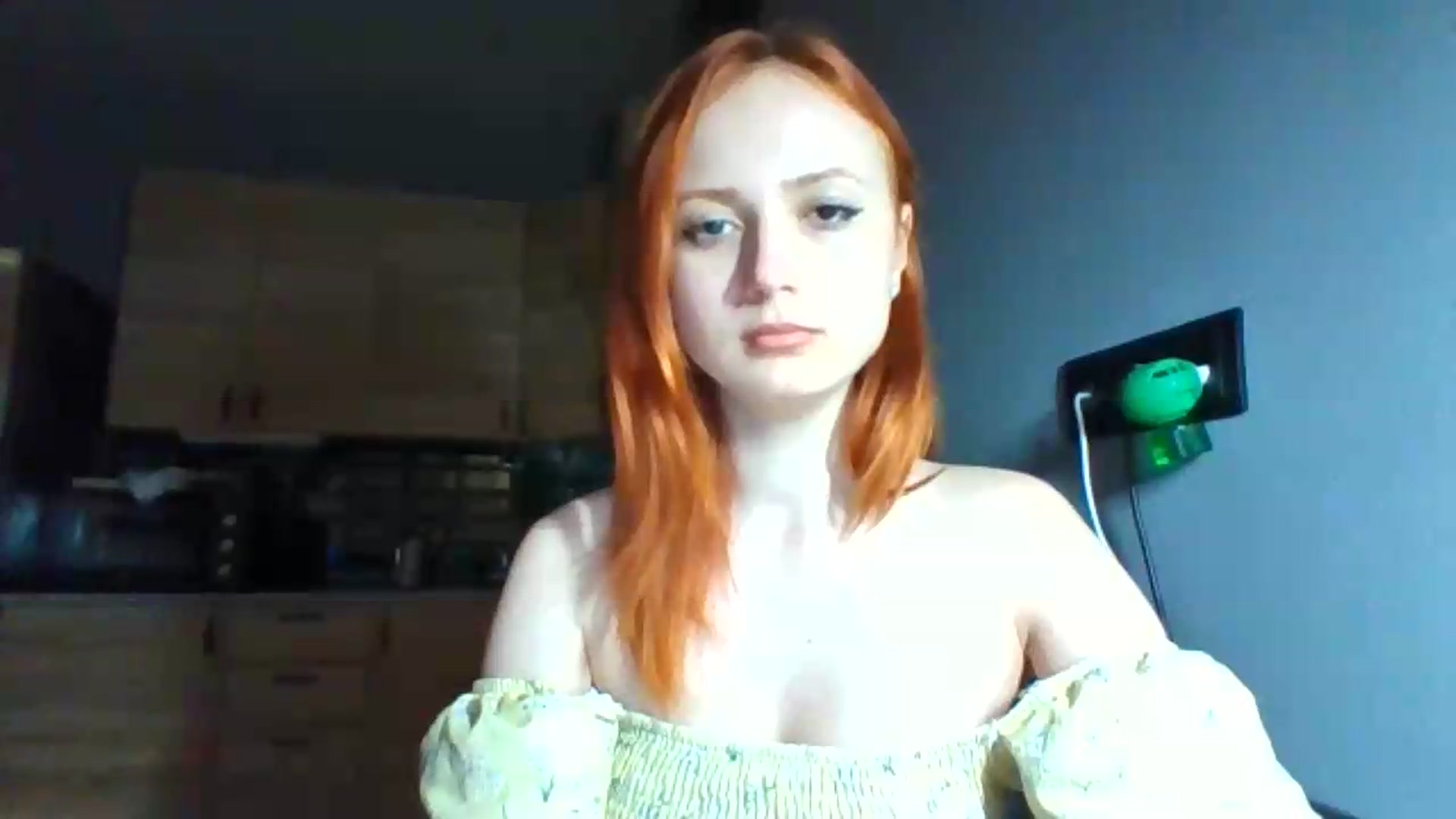 Gallery image thumbnail from AylinaGold's myfreecams stream on, 06/29/2026, 18:23 image 13 of 20